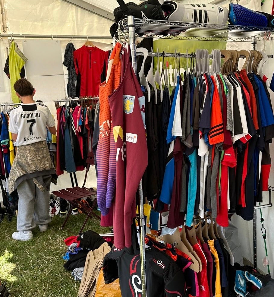 We are heading to the Brighton Marathon this weekend with a pop up shop of kit!