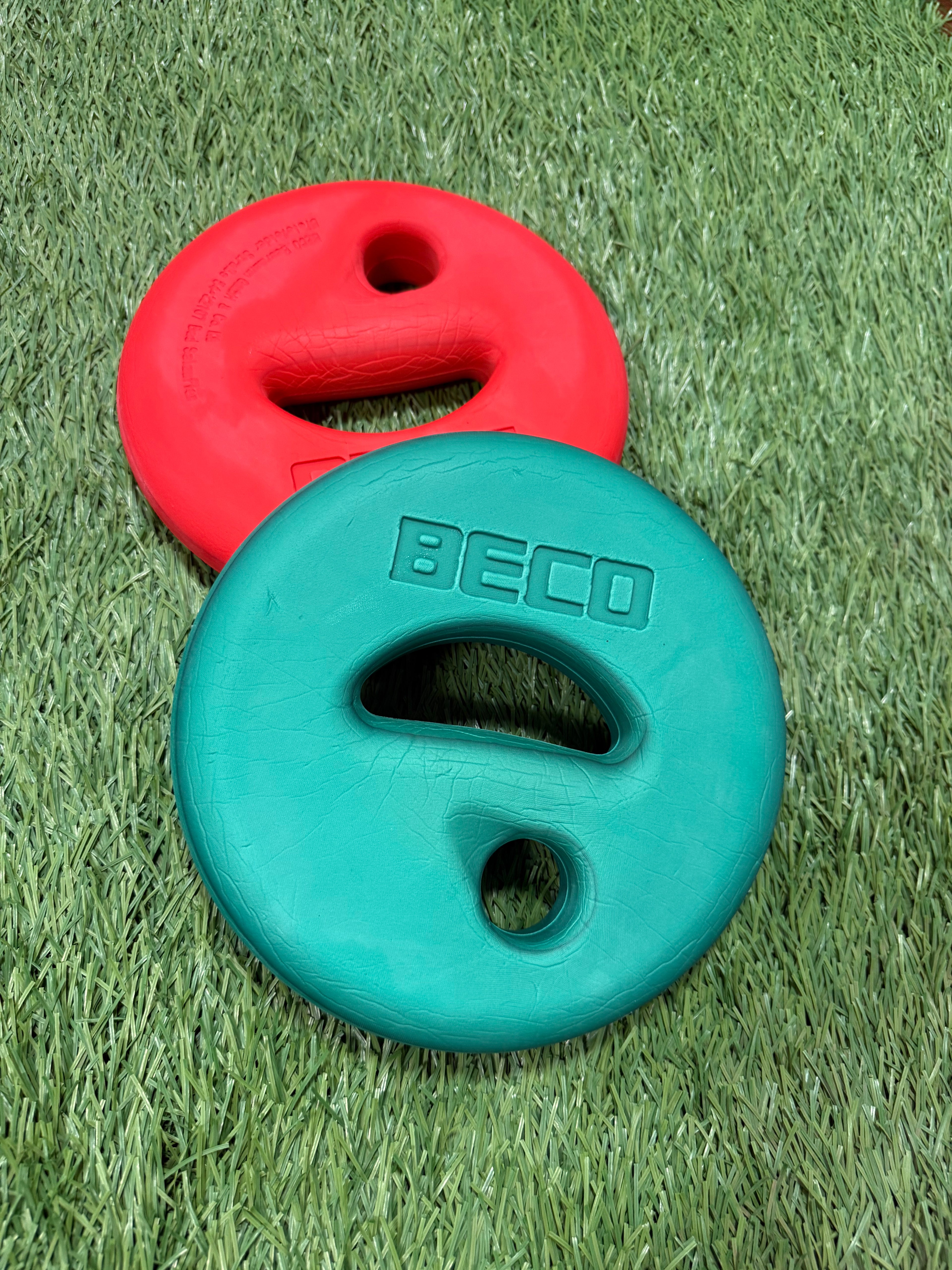 Beko Water Floats Red + Green