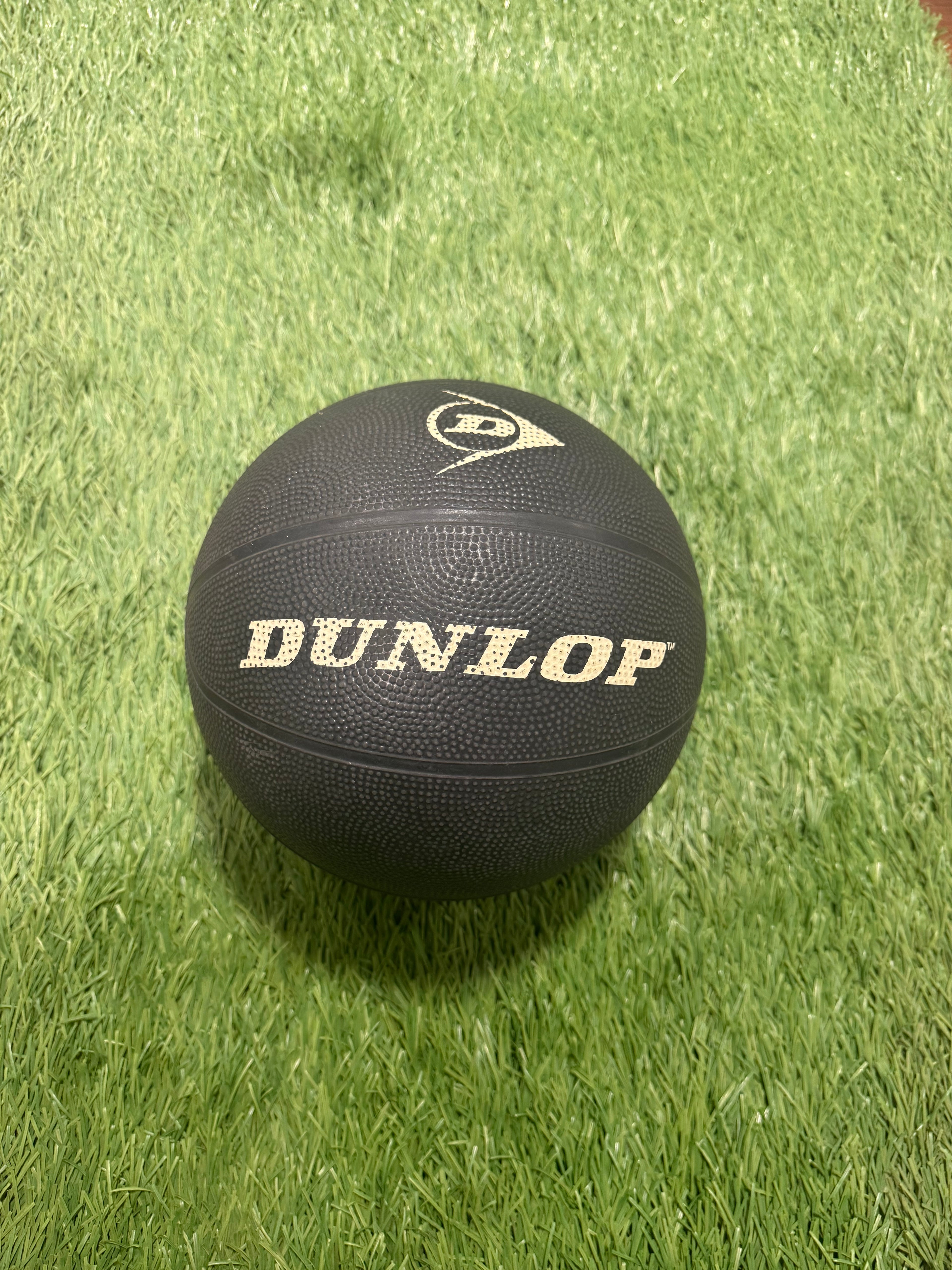 Black Dunlop Basketball