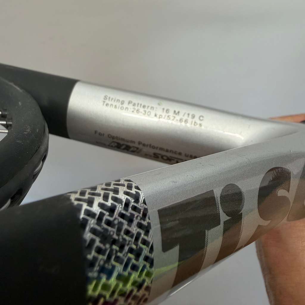 String pattern and tension specs on HEAD Ti.S6 tennis racket frame