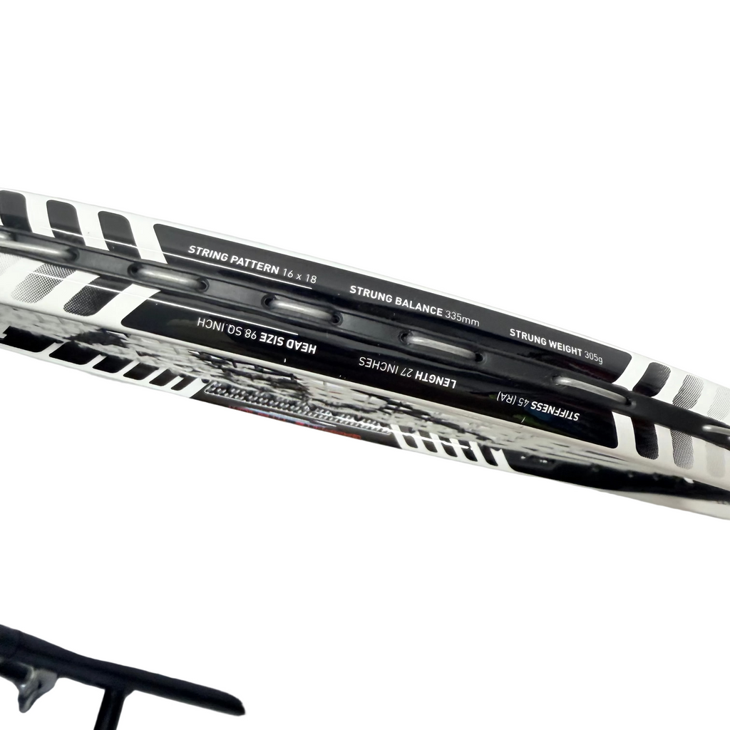 Close-up of Dunlop Pulse Tour Tennis Racket frame specifications