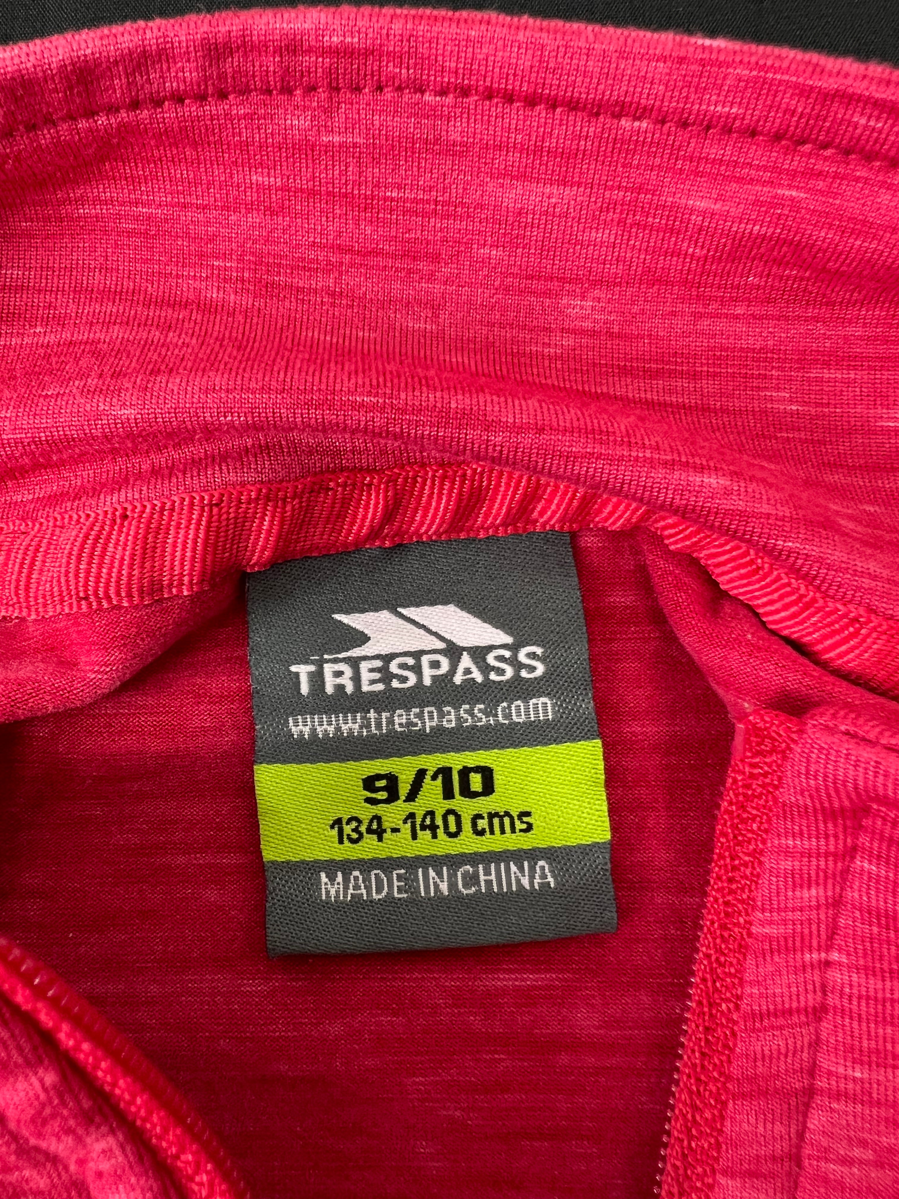 Close-up of label showing Trespass brand and size 9-10 for kids