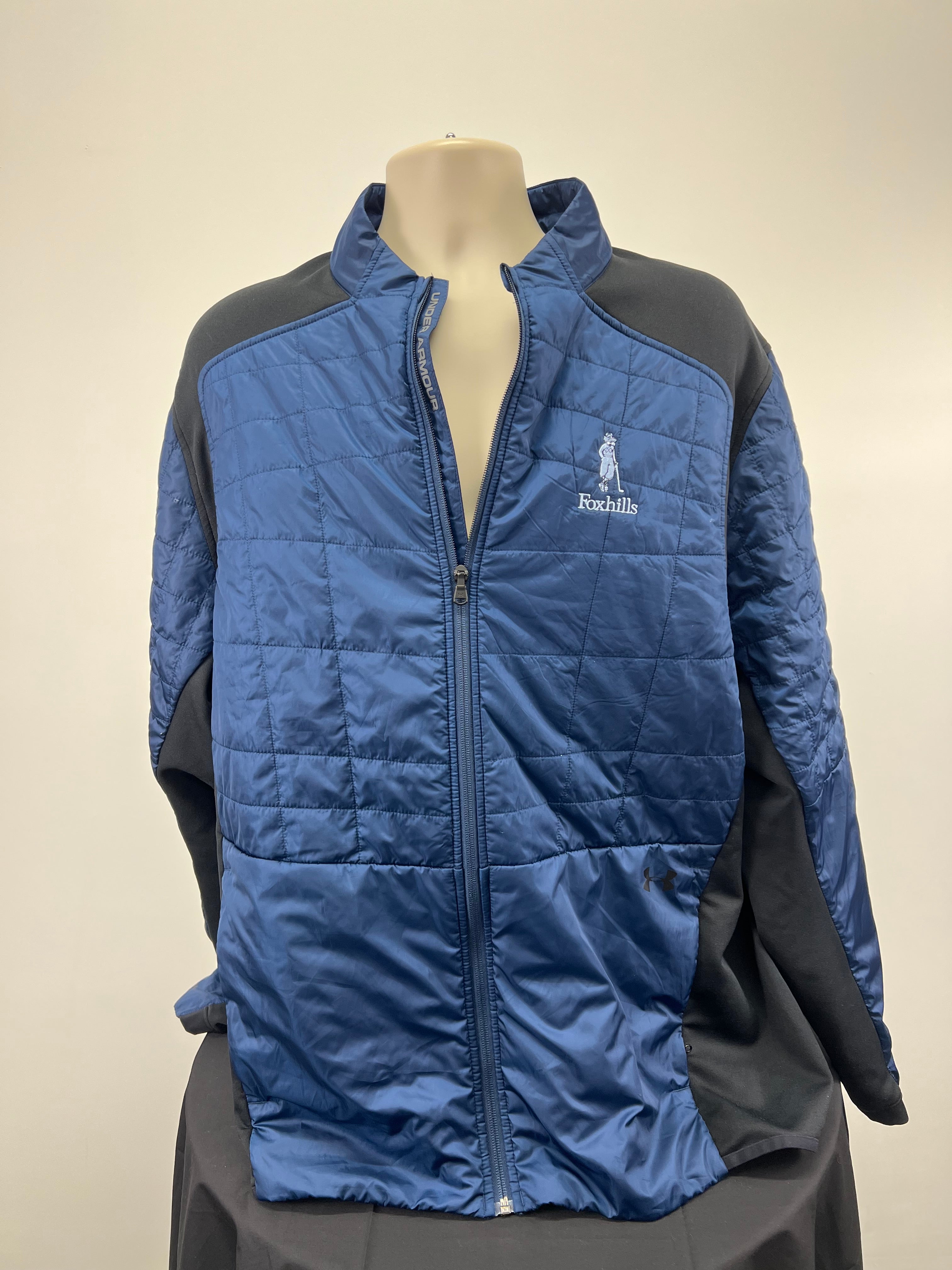 Foxhills Under Armour lightweight quilted jacket XXL in blue with black sleeves and side panels displayed on mannequin