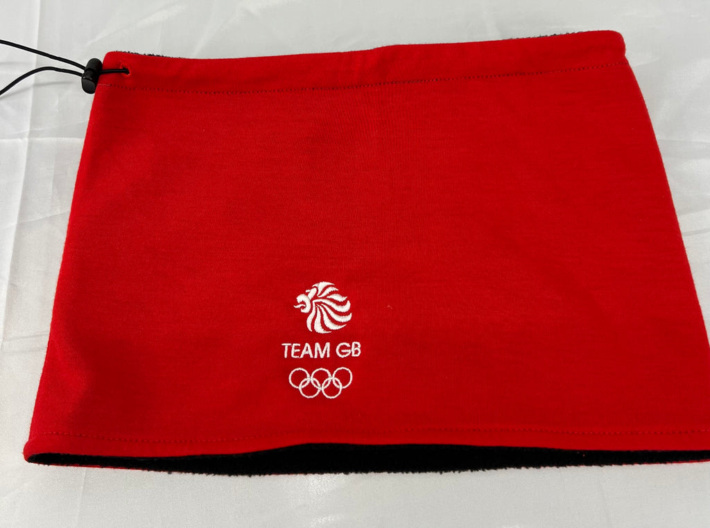 Mannequin wearing red Team GB neck warmer, showing full fit and coverage