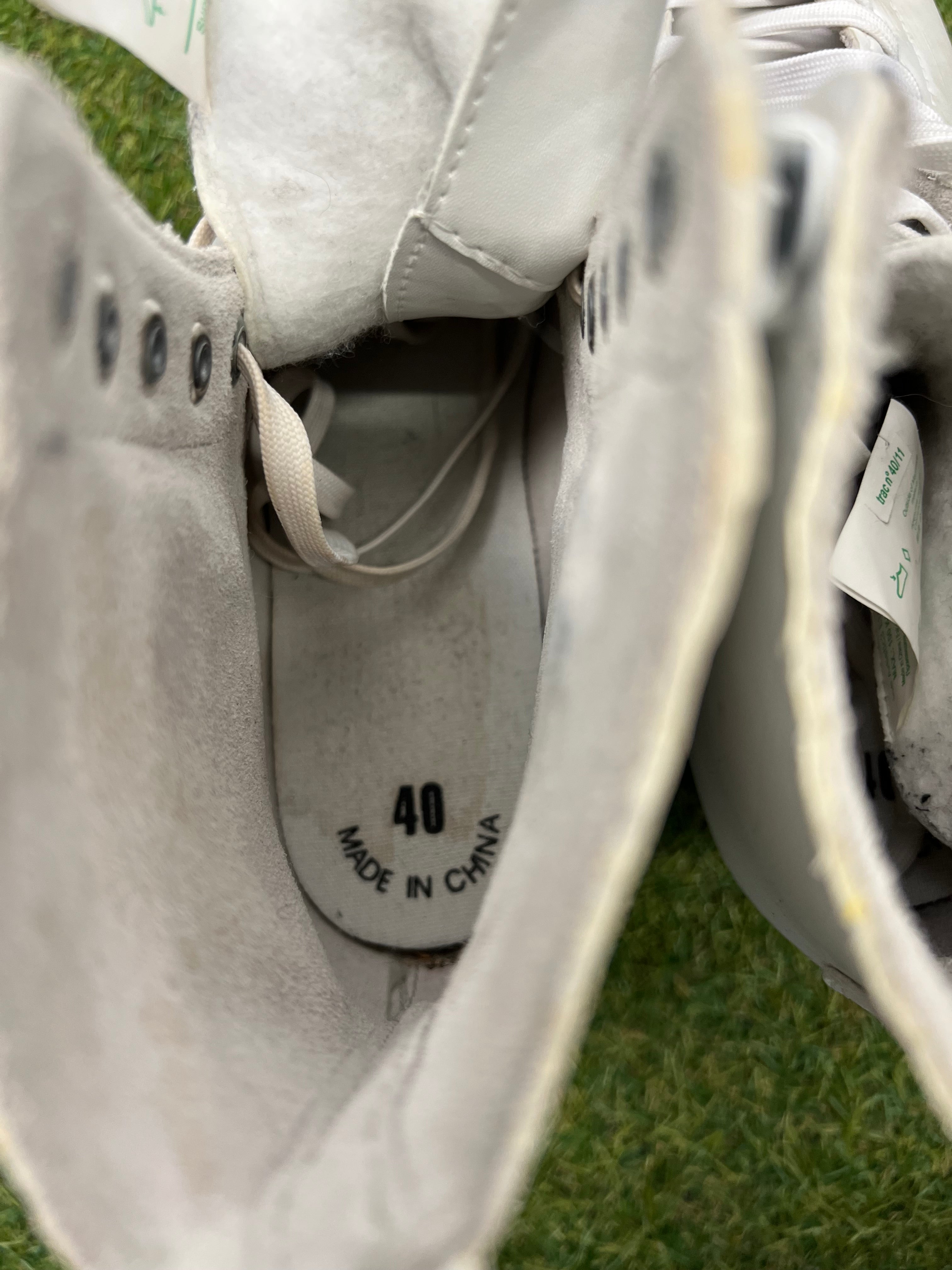Inside view of skates showing comfortable padding and size 40 marking
