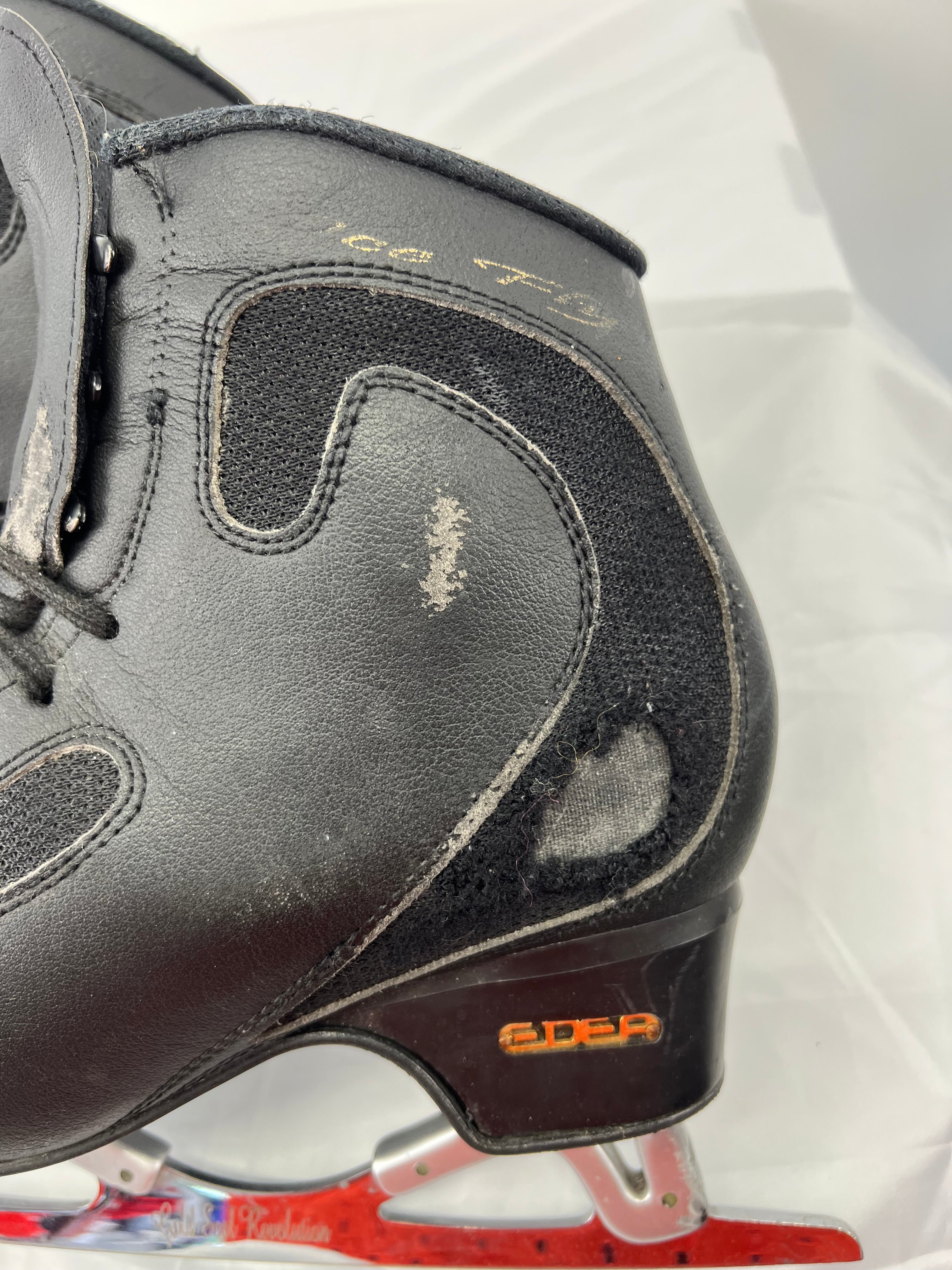 Close-up of mesh panel and worn synthetic leather on the side of the EDEA Ice Fly skate boot