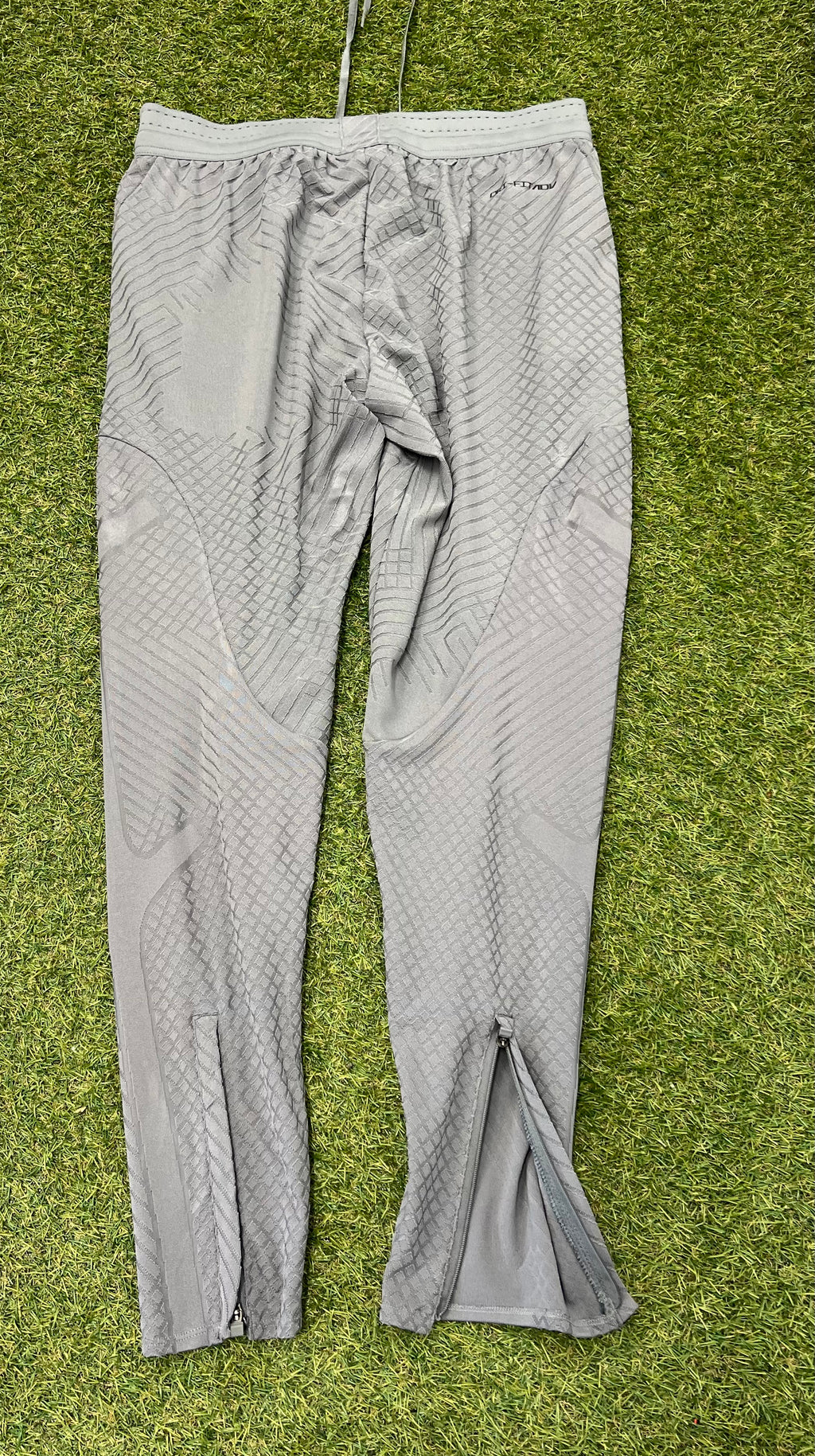 Liverpool FC Nike Dri FitAdv Training Bottoms donated by Liverpool FC Foundation Size L