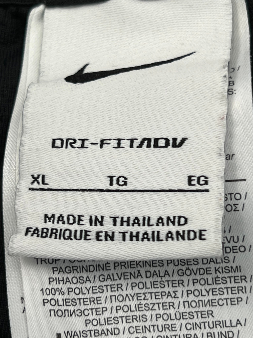 Liverpool FC Nike Dri  FitAdv Shorts - Black - Squad Worn - XL