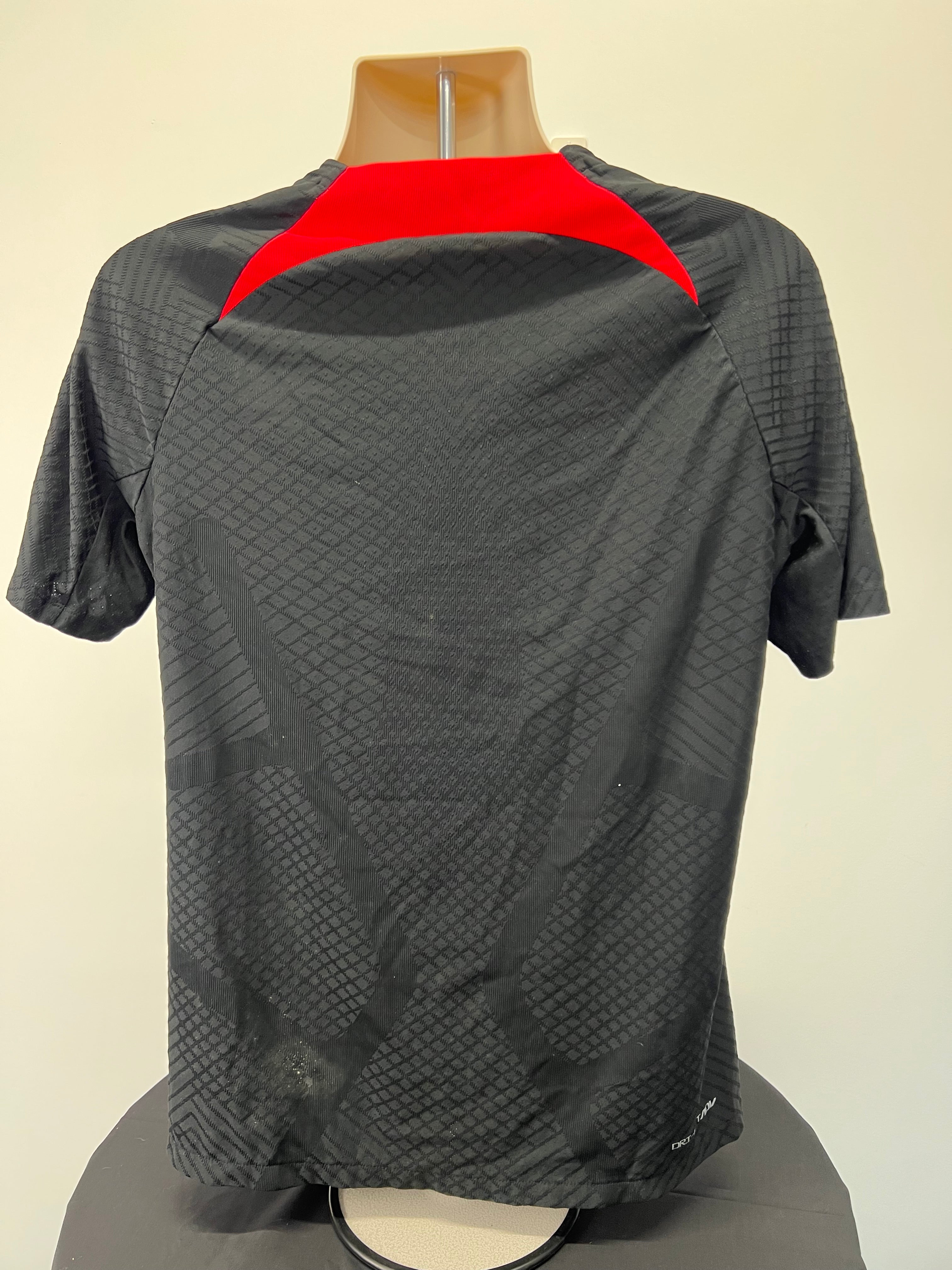 Liverpool FC Nike Dri-FitAdv Training Top - Black - Squad Worn - L