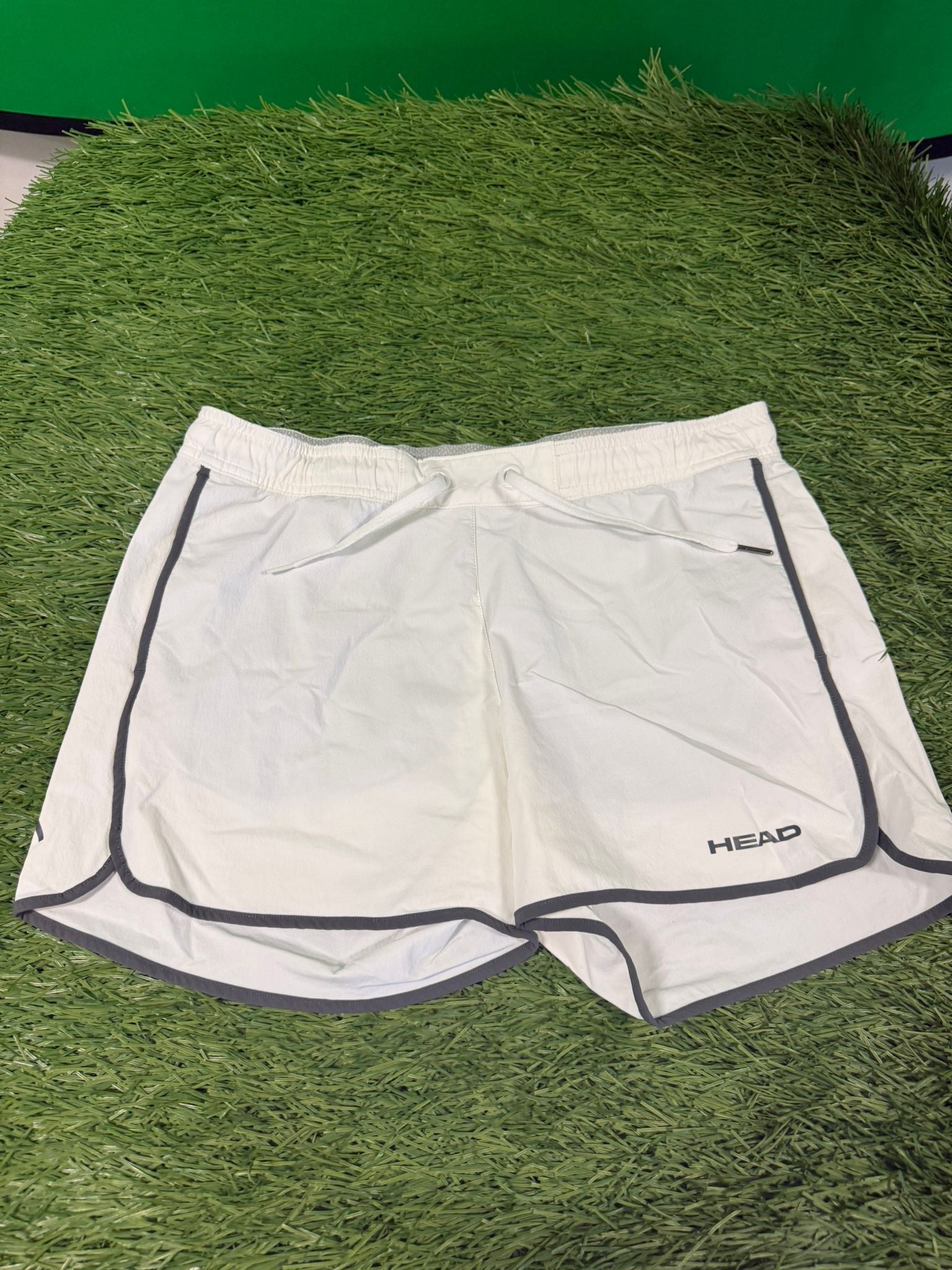 White Head Shorts