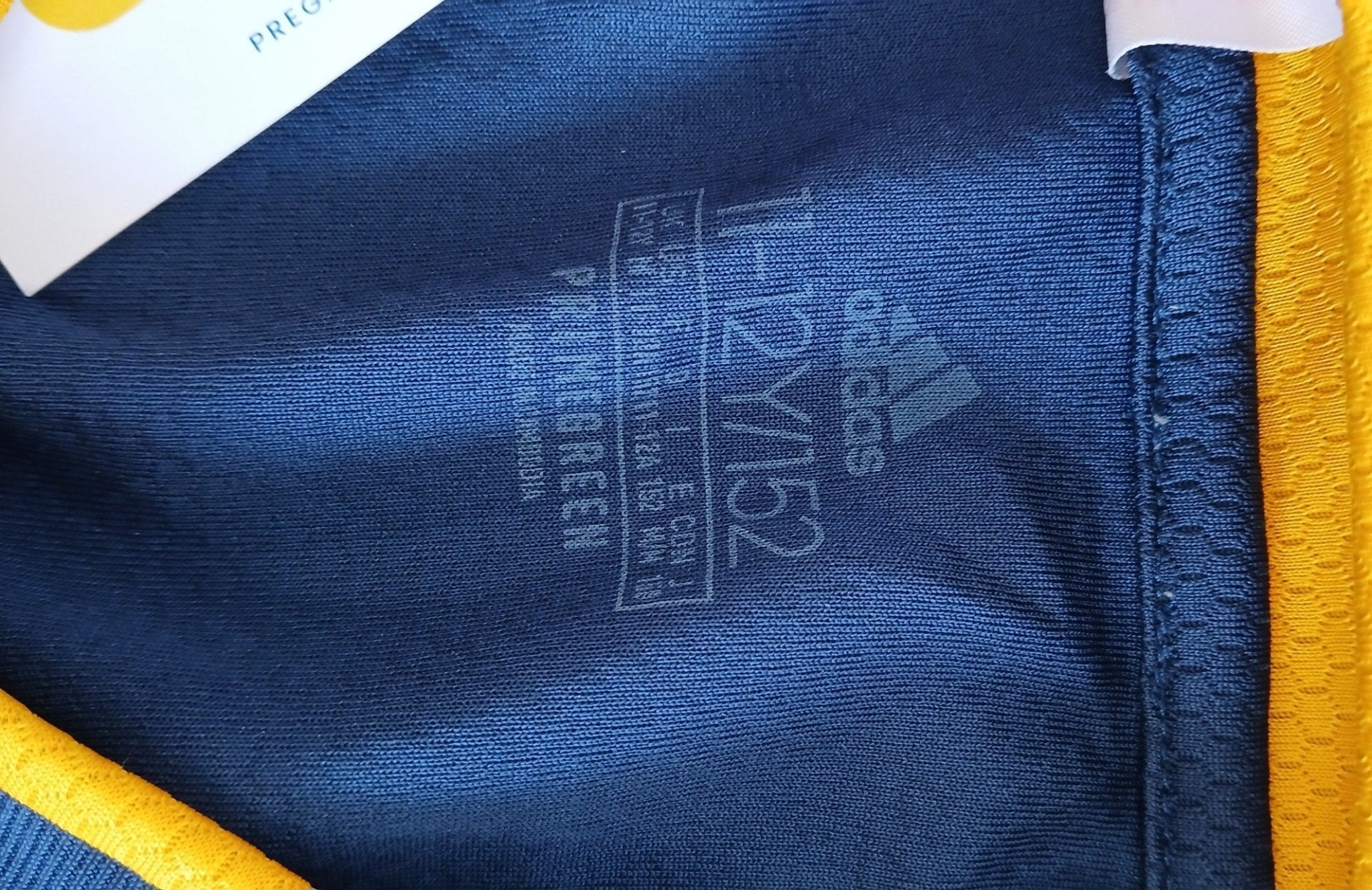 Aberdeen Football Shirt - kitround kitround product