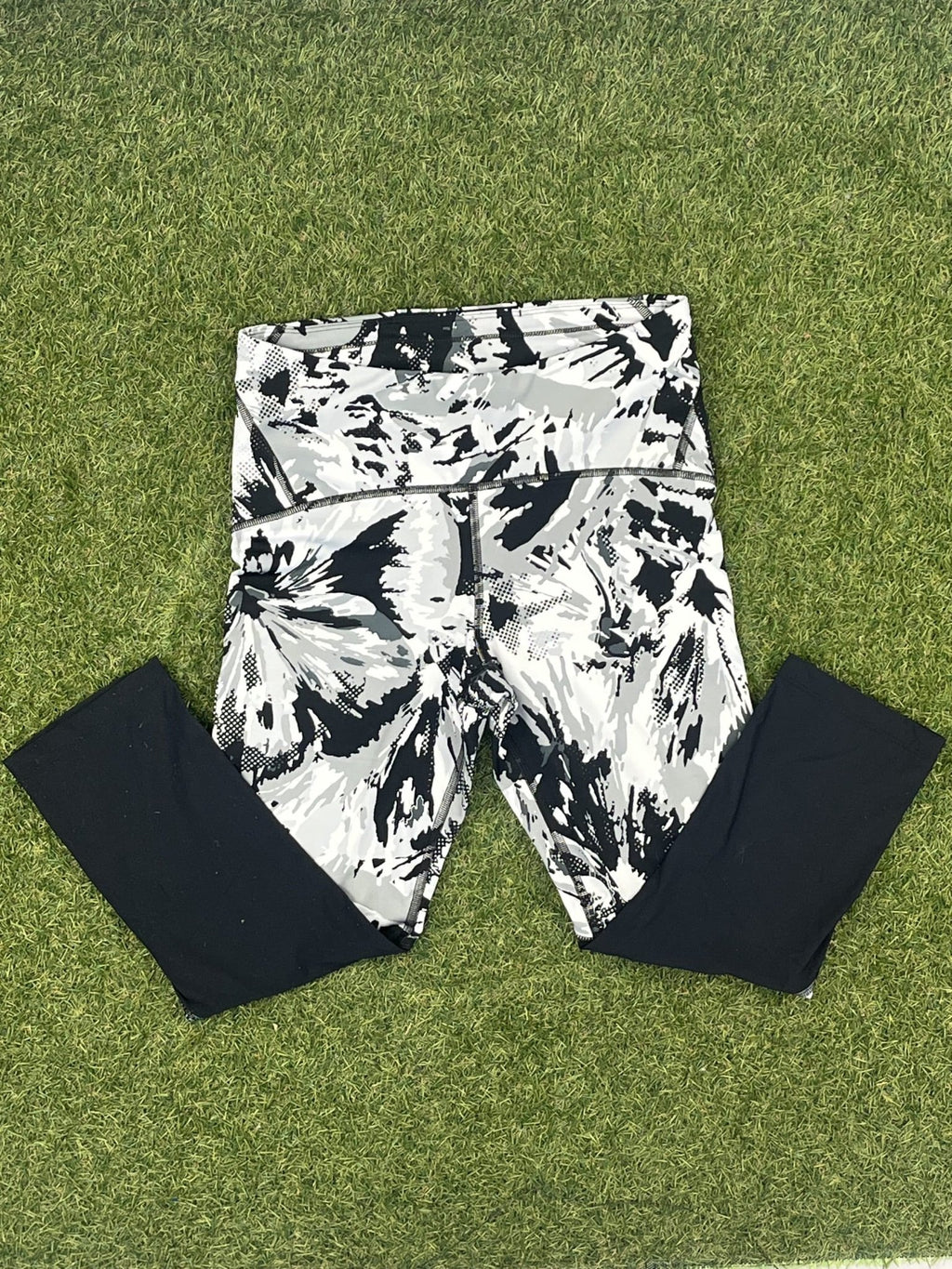 Abstract Printed Under Armour Leggings - kitround kitround product