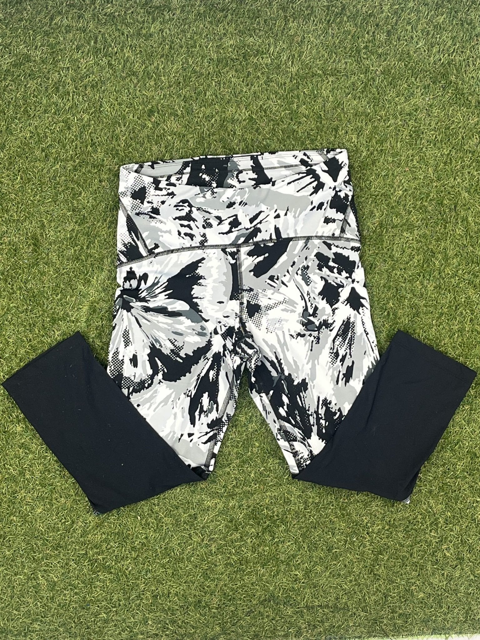 Abstract Printed Under Armour Leggings - kitround kitround product