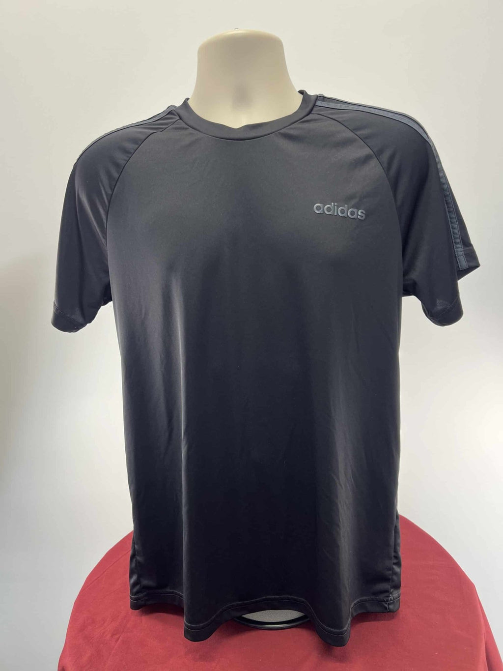 adidas Black T-Shirt - kitround kitround product