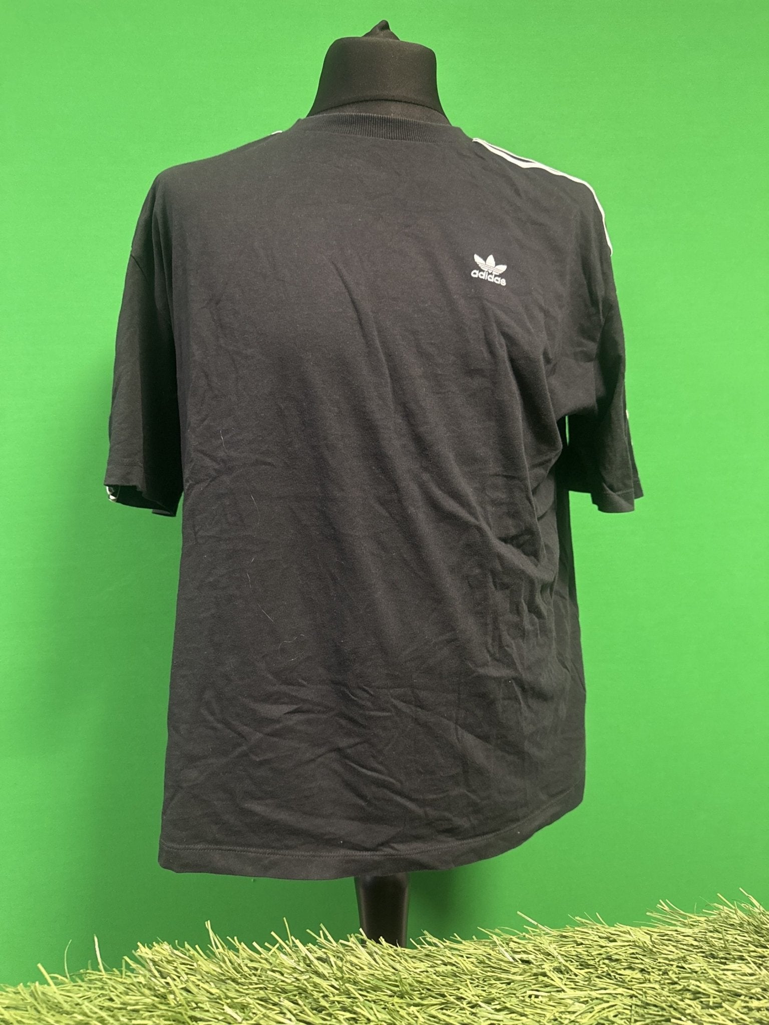 adidas Black T-Shirt - kitround kitround product