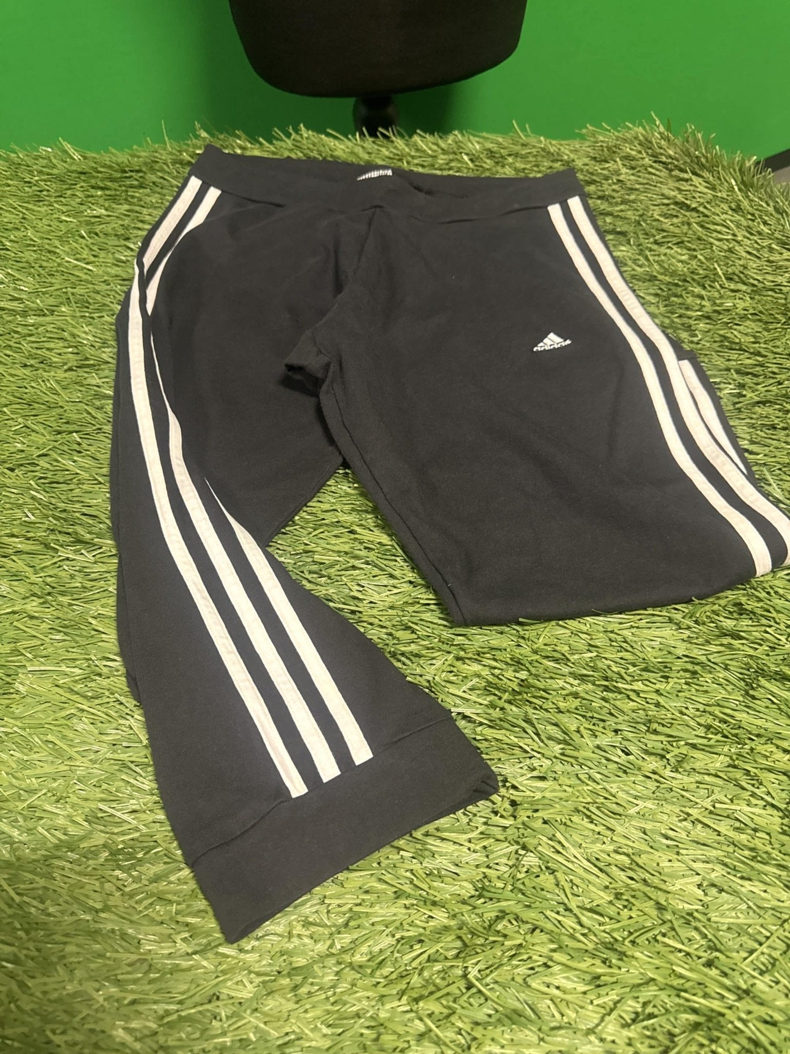 Adidas Black Tracksuit Bottoms - kitround kitround product