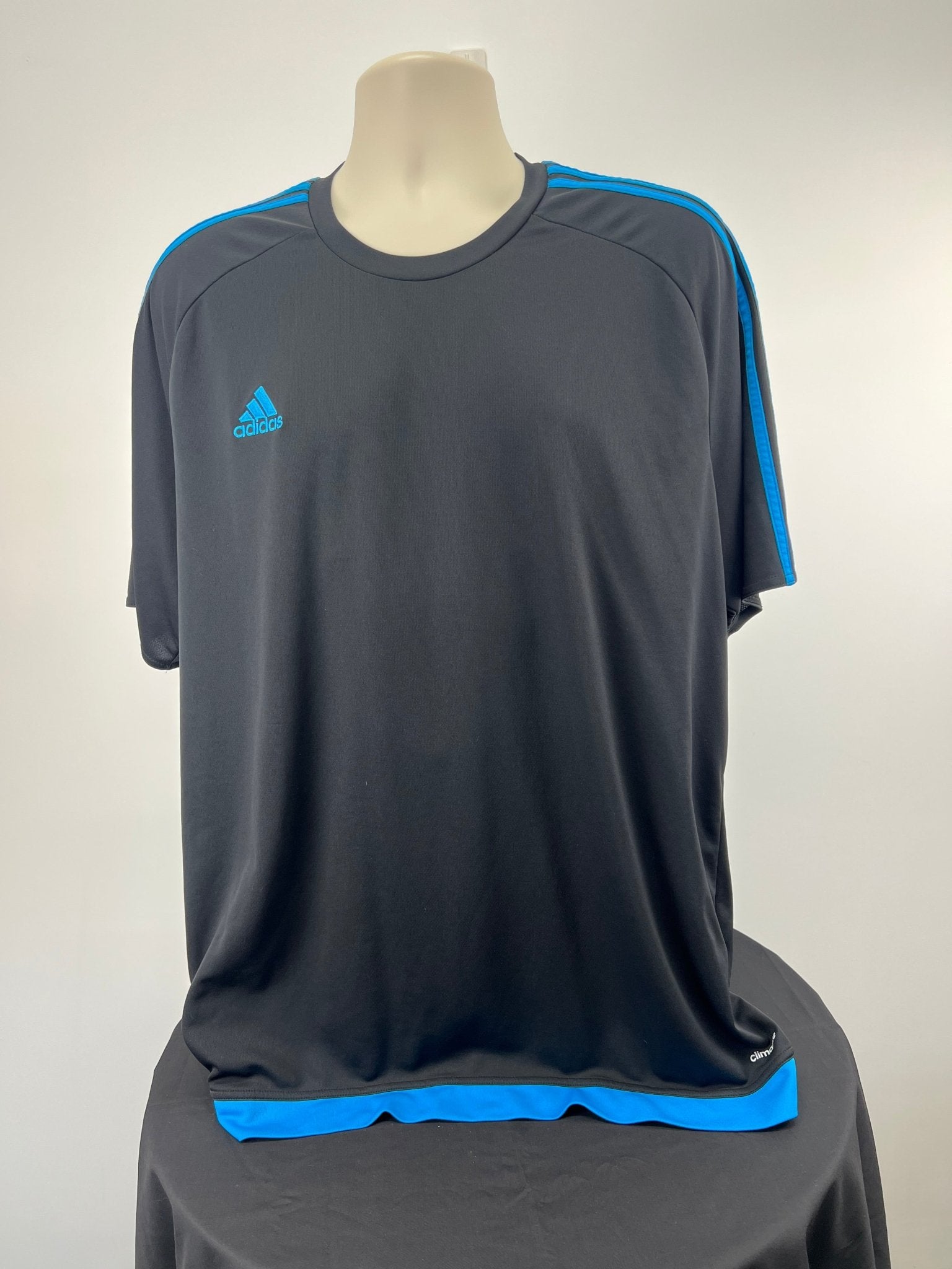 Front view of adidas Climalite black t-shirt with blue accents, size 2XL