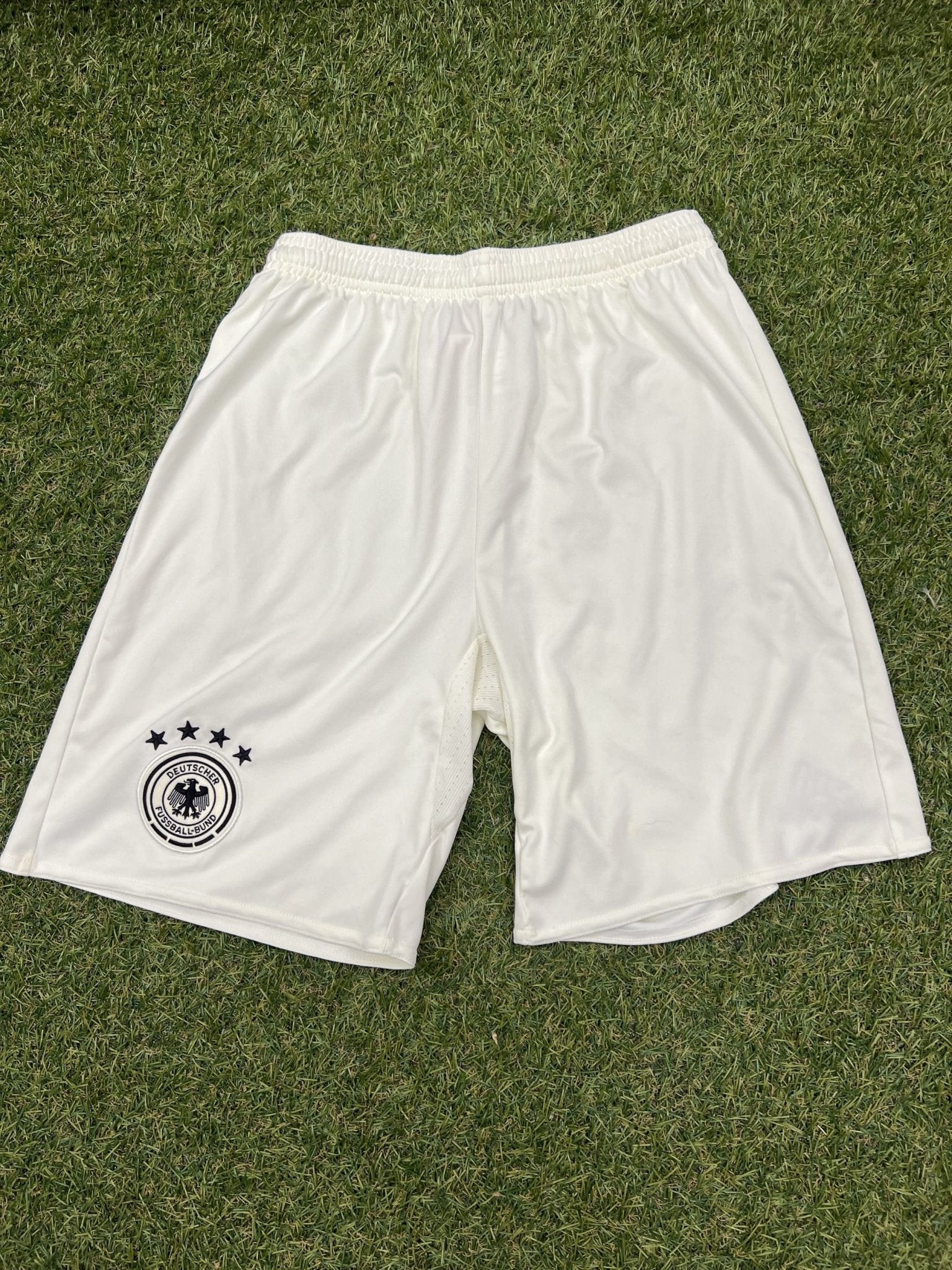 Adidas German Football Association Shorts Age 13 - 14 yrs - kitround kitround product