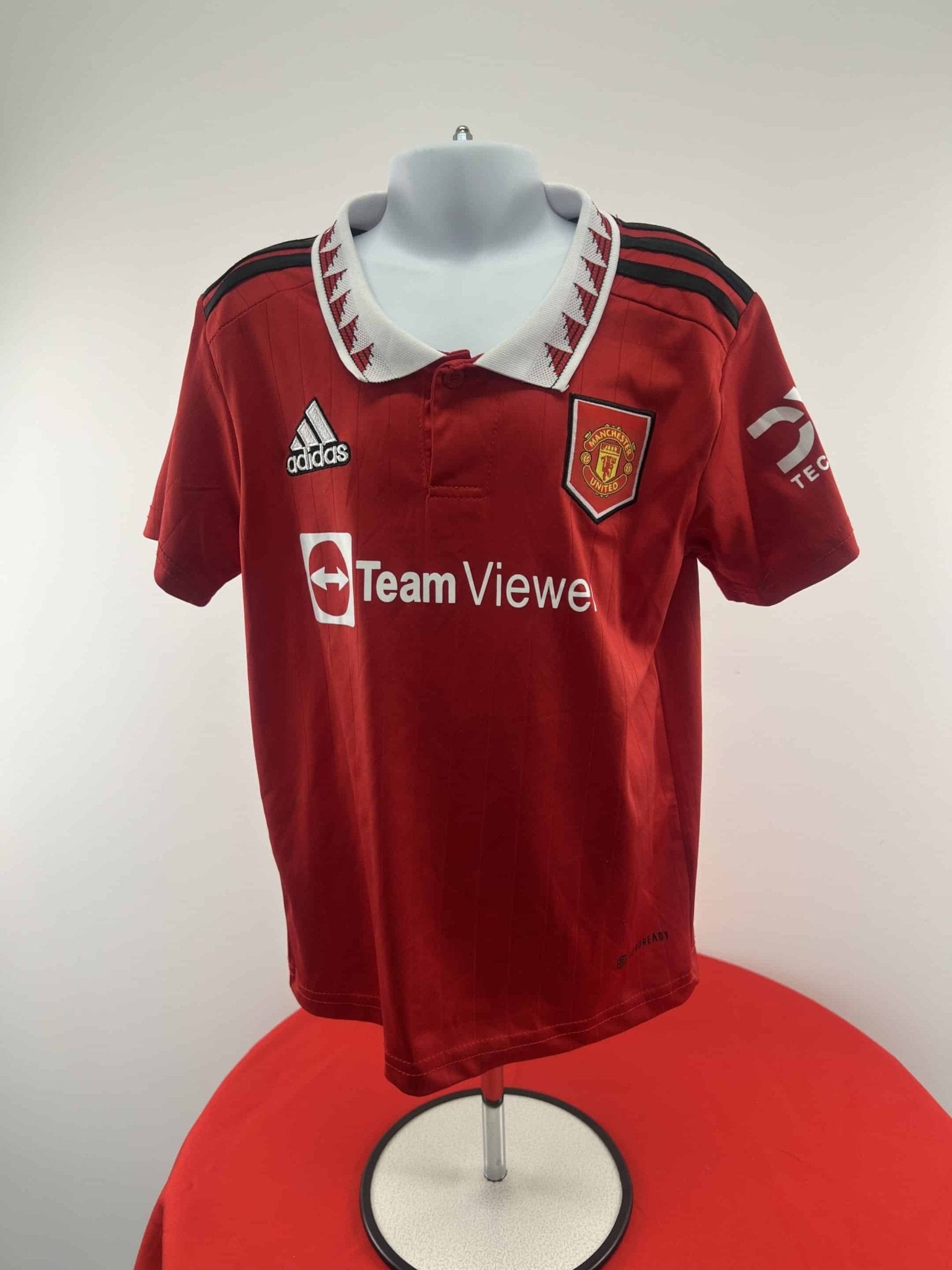 adidas Manchester United Football Shirt Kids Size 4 - 5 yrs - kitround kitround product