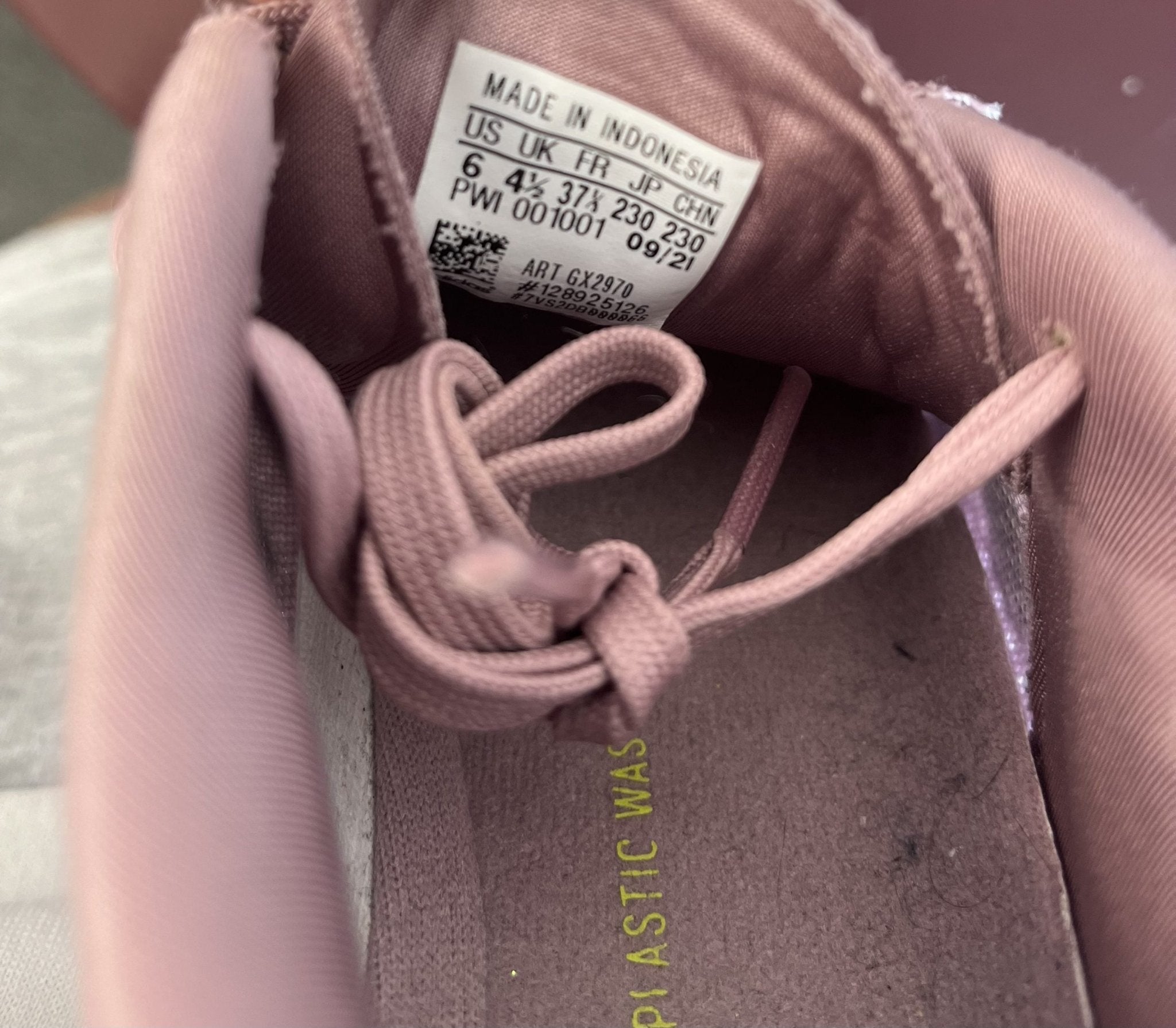 Adidas Running Shoes - kitround kitround product