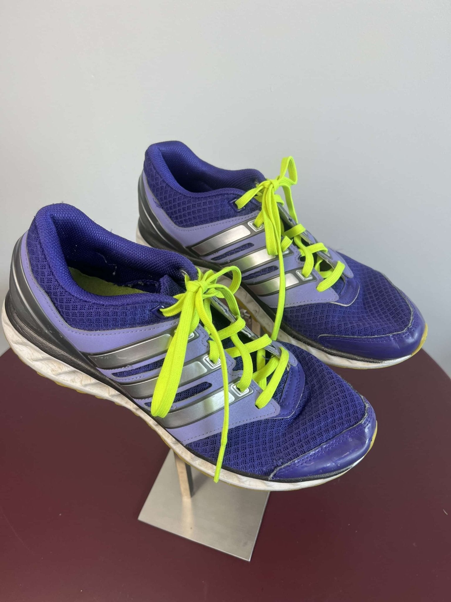 adidas Running Shoes with Lime Laces - kitround kitround product