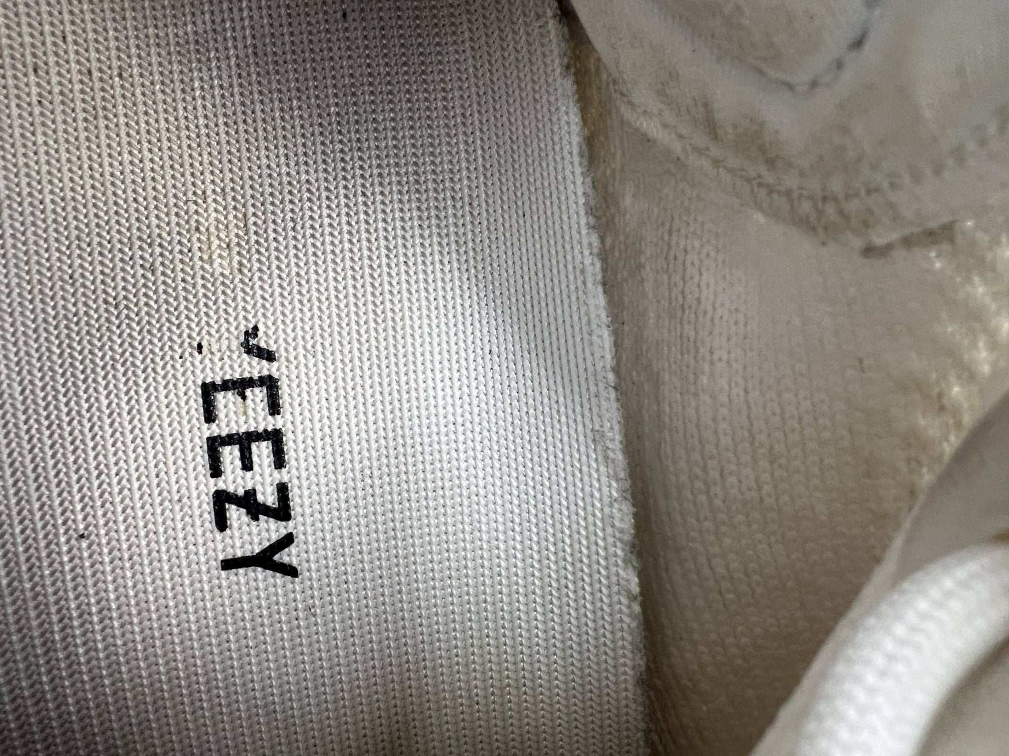 adidas Yeezy Boost 350 V2 Cream White Trainers - kitround kitround product