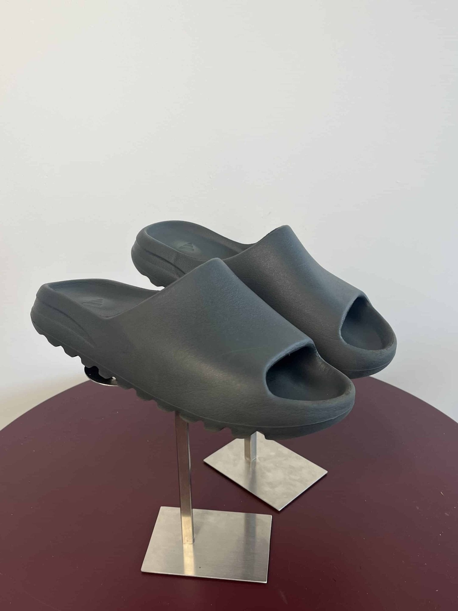 Adidas Yeezy Sliders - kitround kitround product