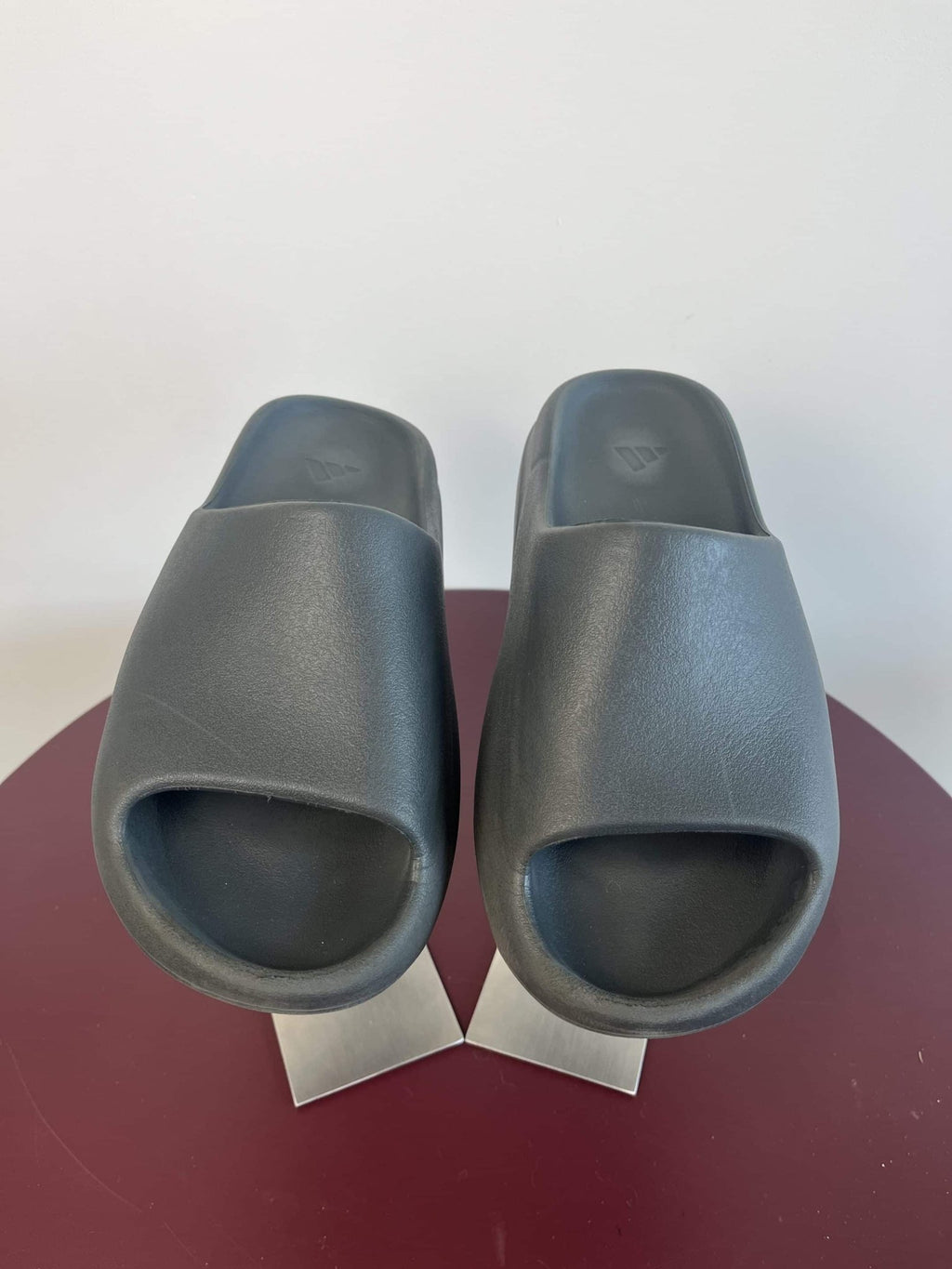 Adidas Yeezy Sliders - kitround kitround product