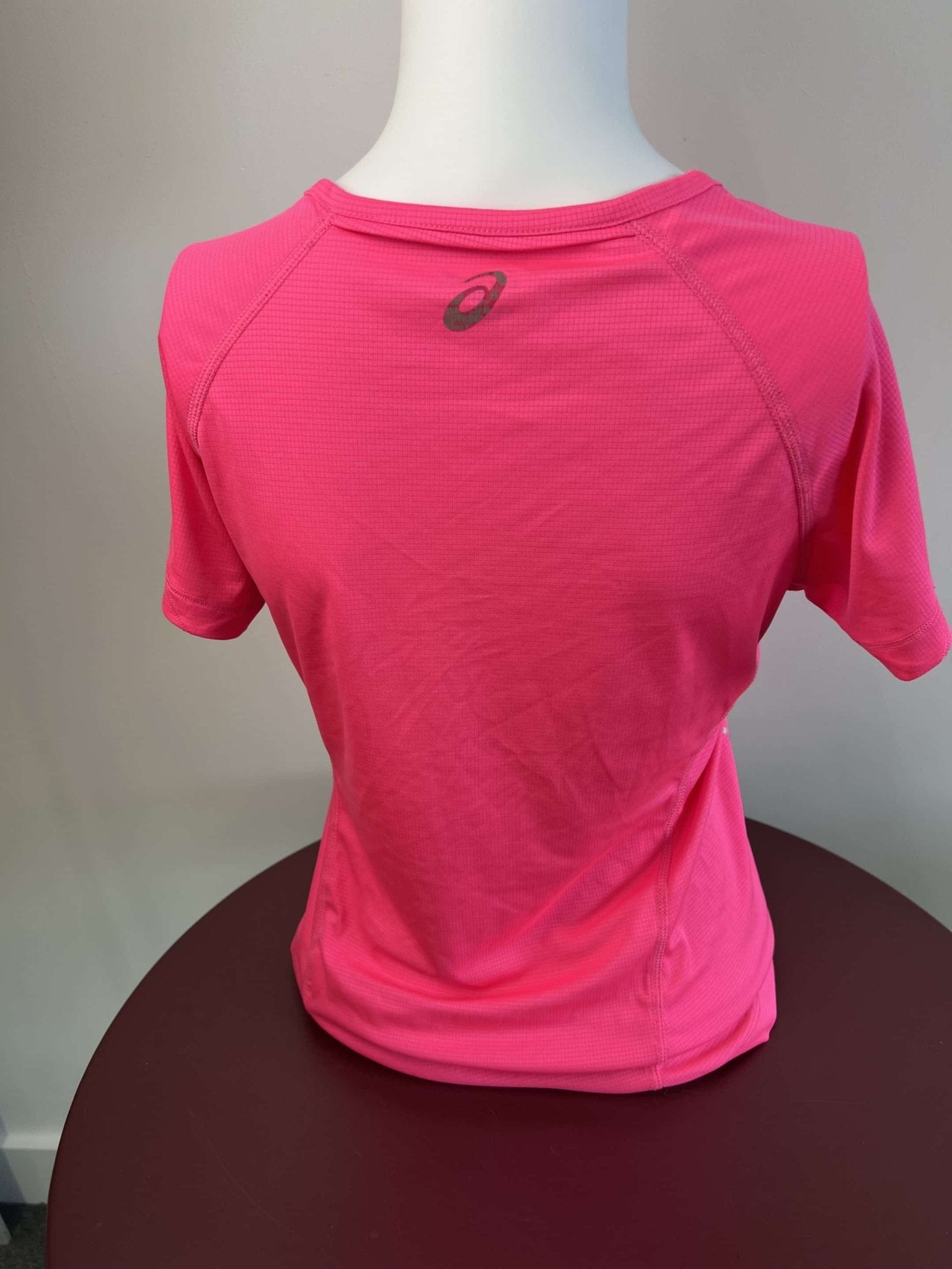 Asics Women's Pink Running T-Shirt - kitround kitround product
