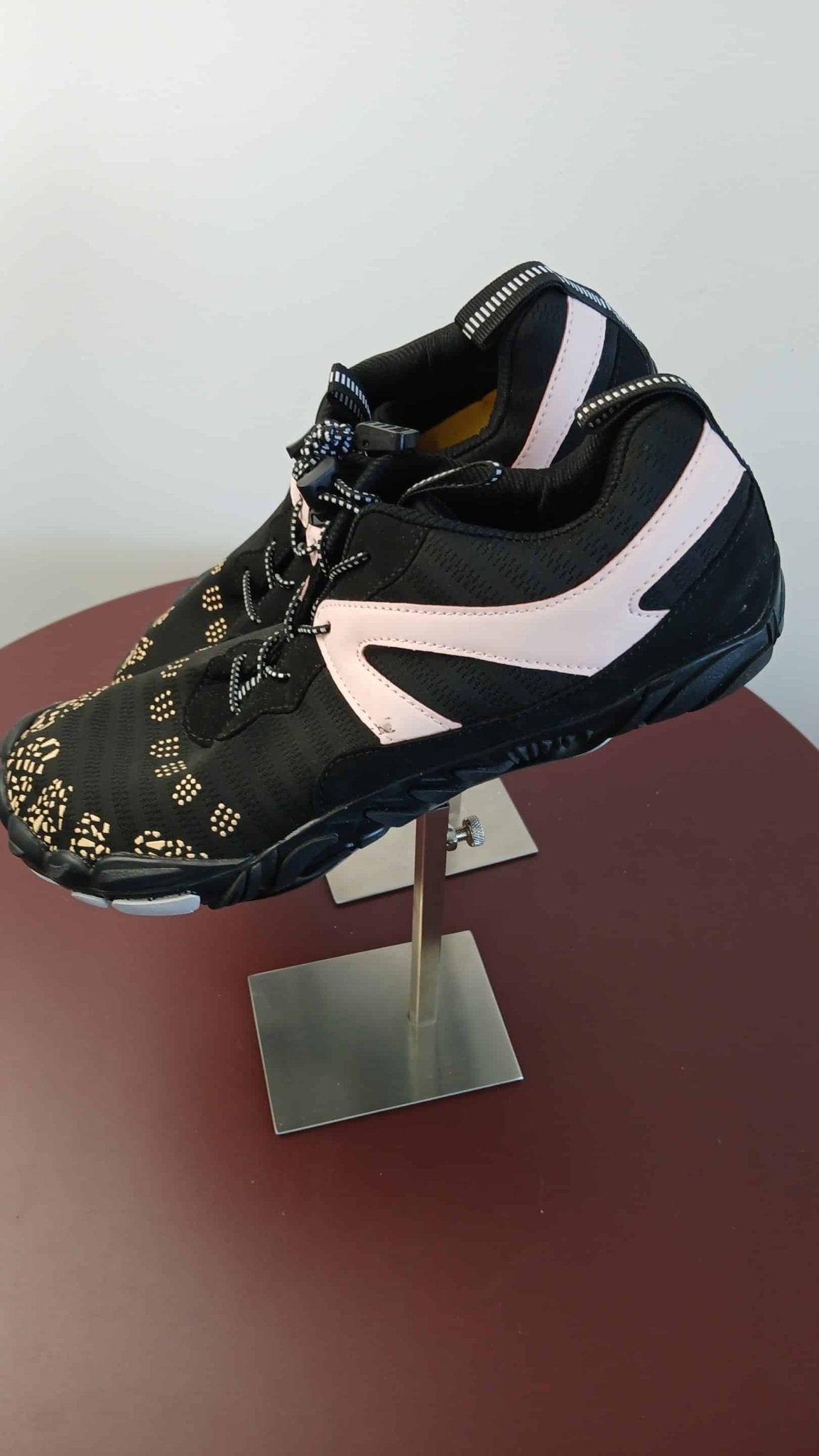 Black & Pink Athletic Trainers - kitround kitround product