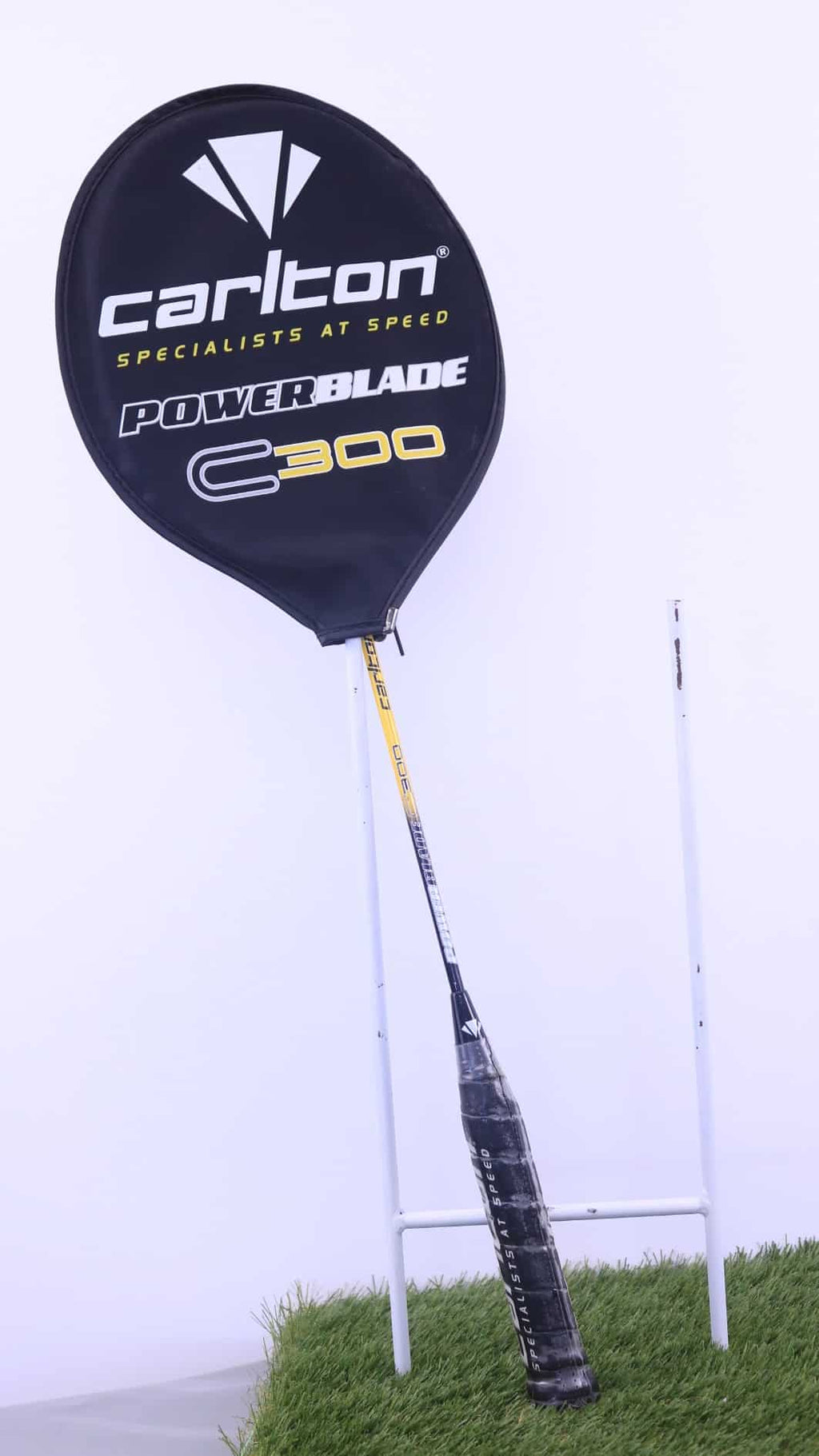 Carlton Powerblade C300 Badminton Racquet with Cover - Brand New! - kitround kitround product