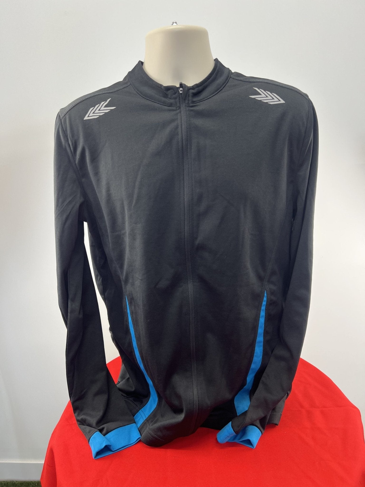 Crivit Black and Blue Track Jacket - kitround kitround product