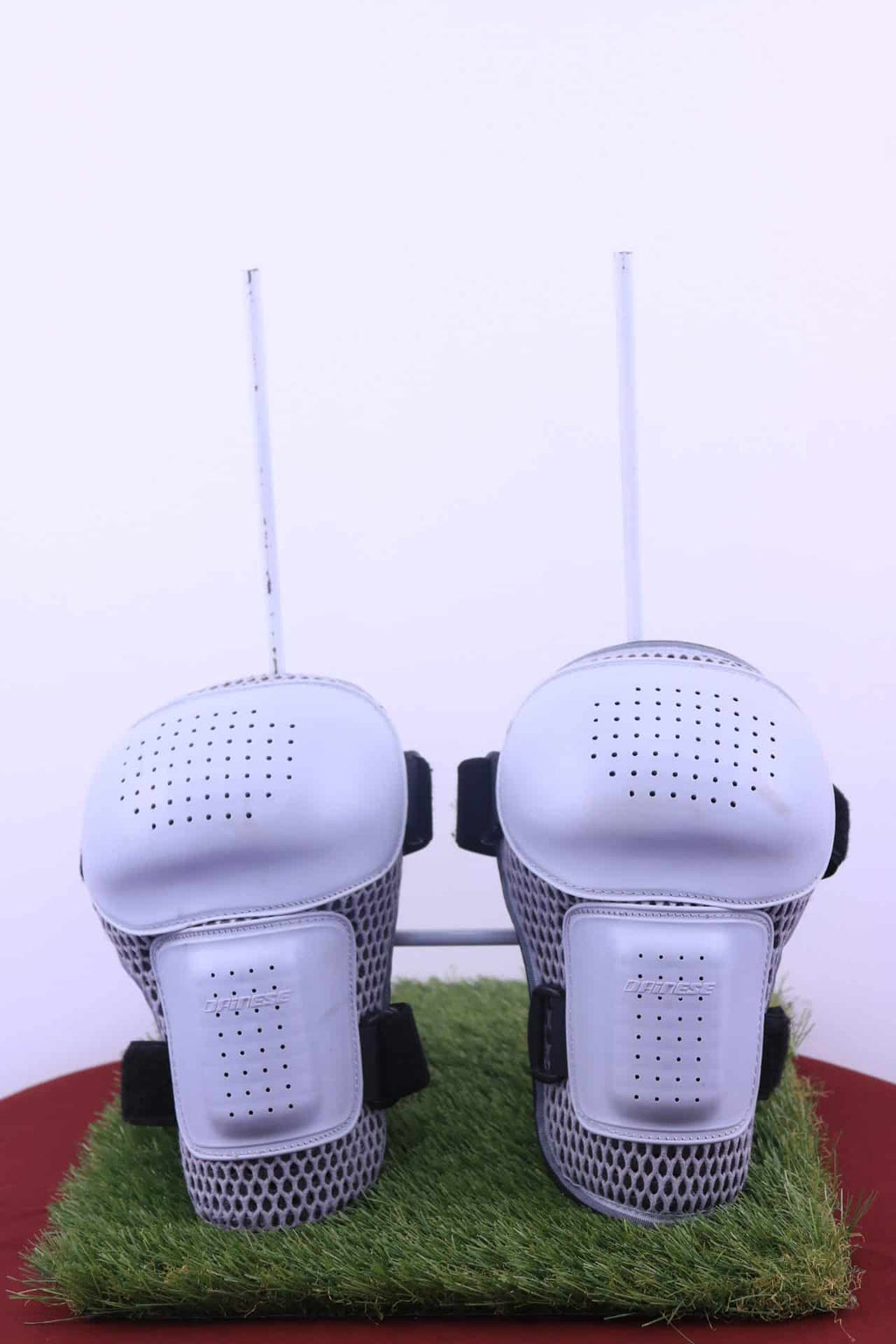 Dainese Knee Pads - kitround kitround product