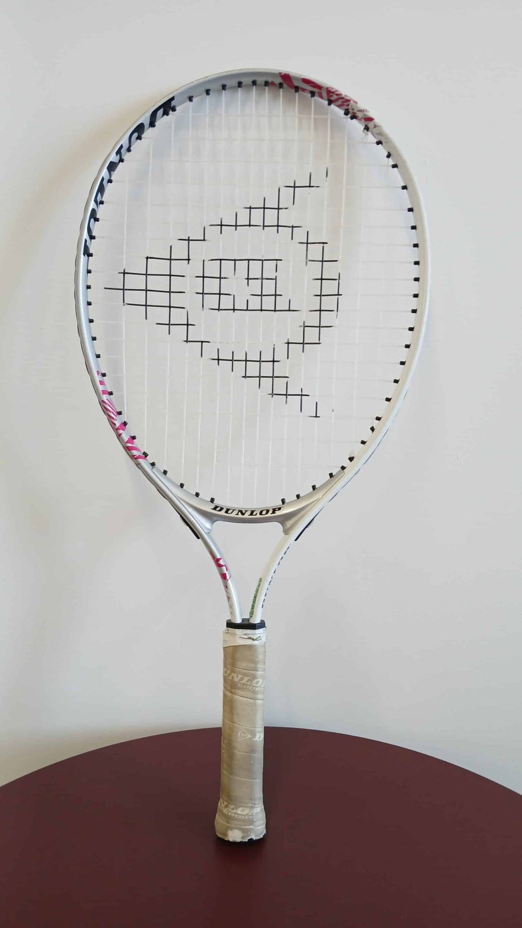 Dunlop Force 23 Tennis Racquet - Length 23", Grip 4" - kitround kitround product