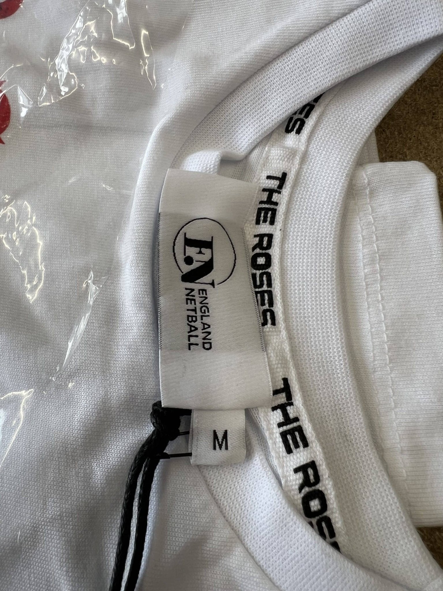 England Netball Graffiti Roses Supporter T-Shirt Kid's Size M - kitround England Netball product