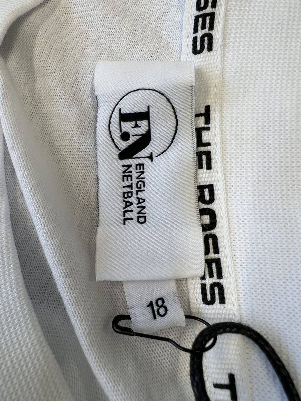 England Netball Graffiti Roses Supporter T-Shirt Size 18 - kitround England Netball product