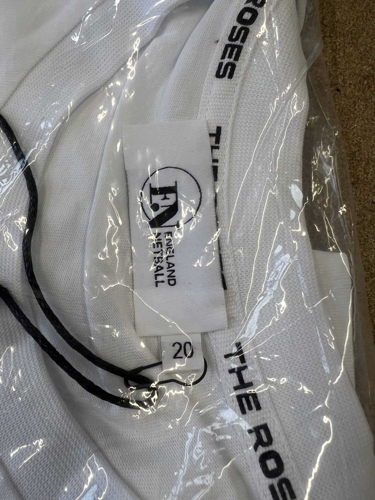 England Netball Graffiti Roses Supporter T-Shirt Size 20 - kitround England Netball product