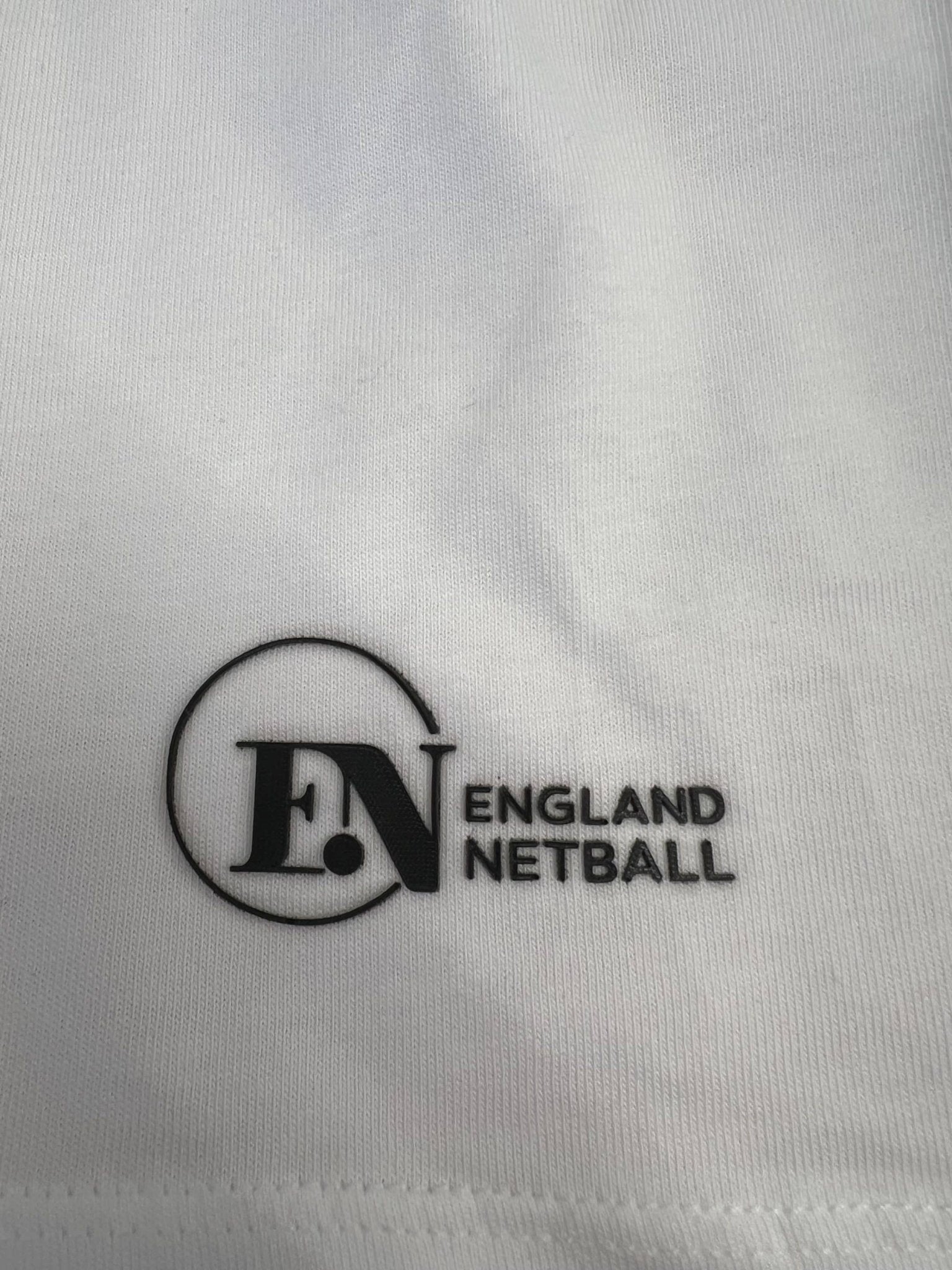 England Netball Graffiti Roses Supporter T-Shirt Size 22 - kitround England Netball product