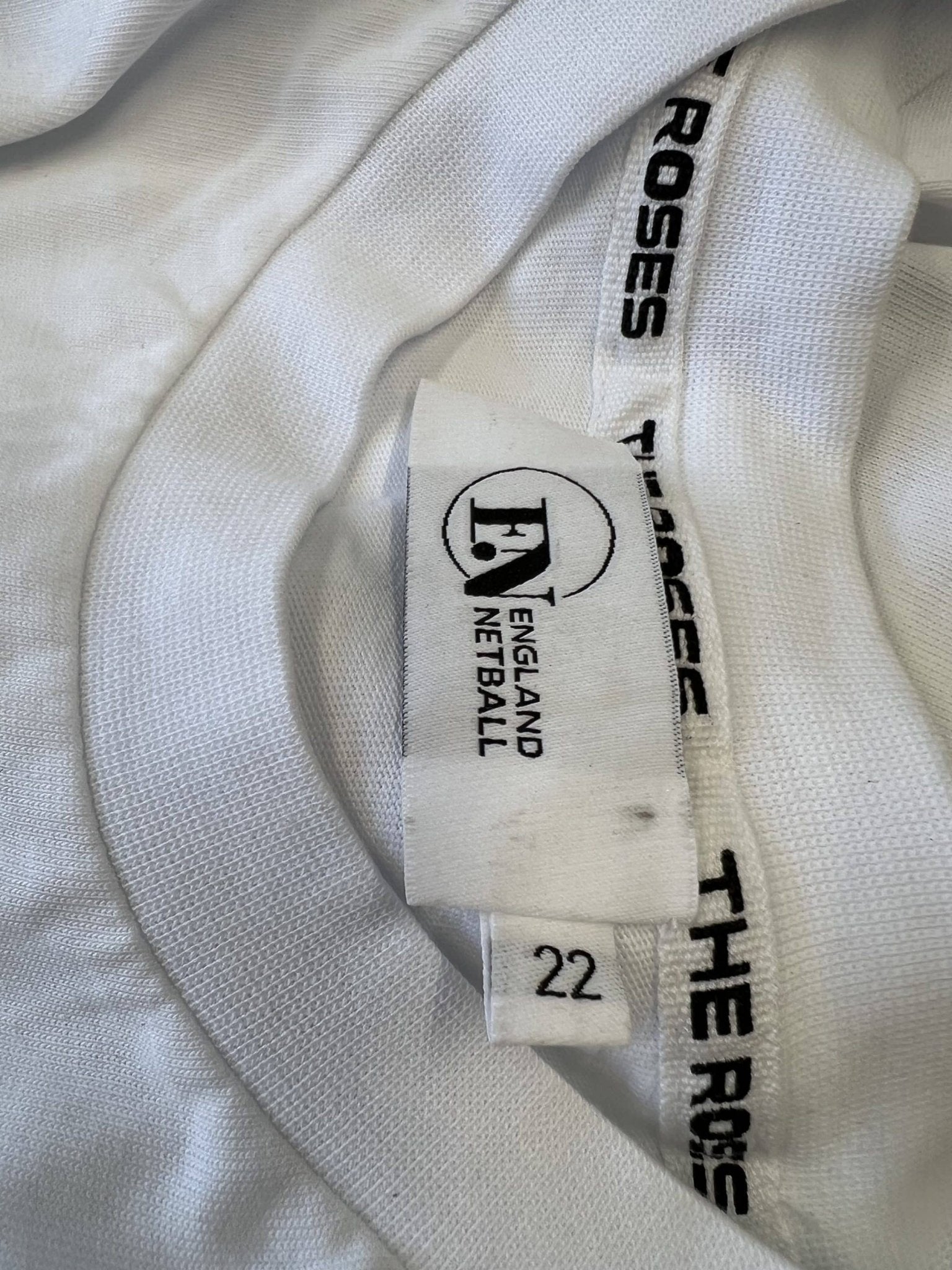 England Netball Graffiti Roses Supporter T-Shirt Size 22 - kitround England Netball product