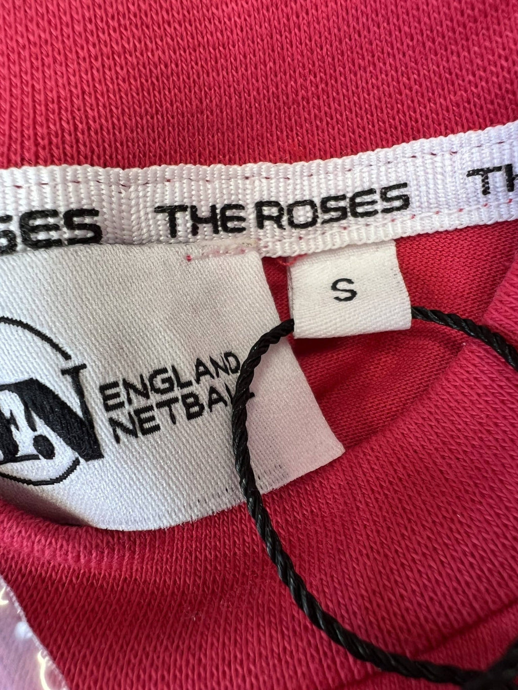 England Netball Roses Graffiti Supporters T-Shirt Kids Size S - kitround England Netball product