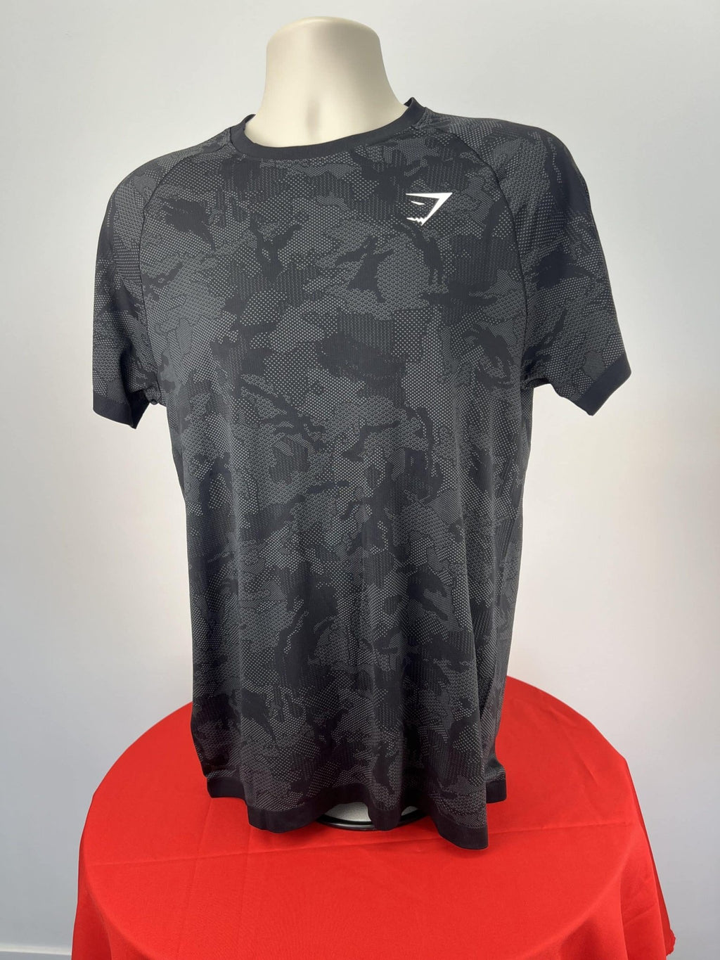 Gymshark Camo T-Shirt - kitround kitround product