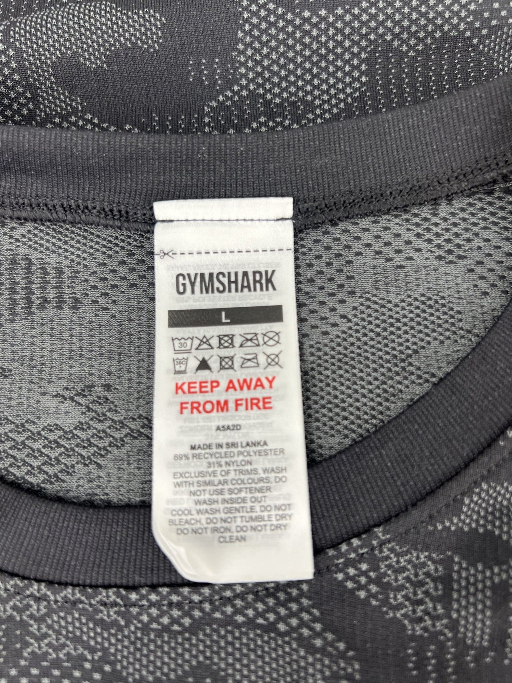 Gymshark Camo T-Shirt - kitround kitround product