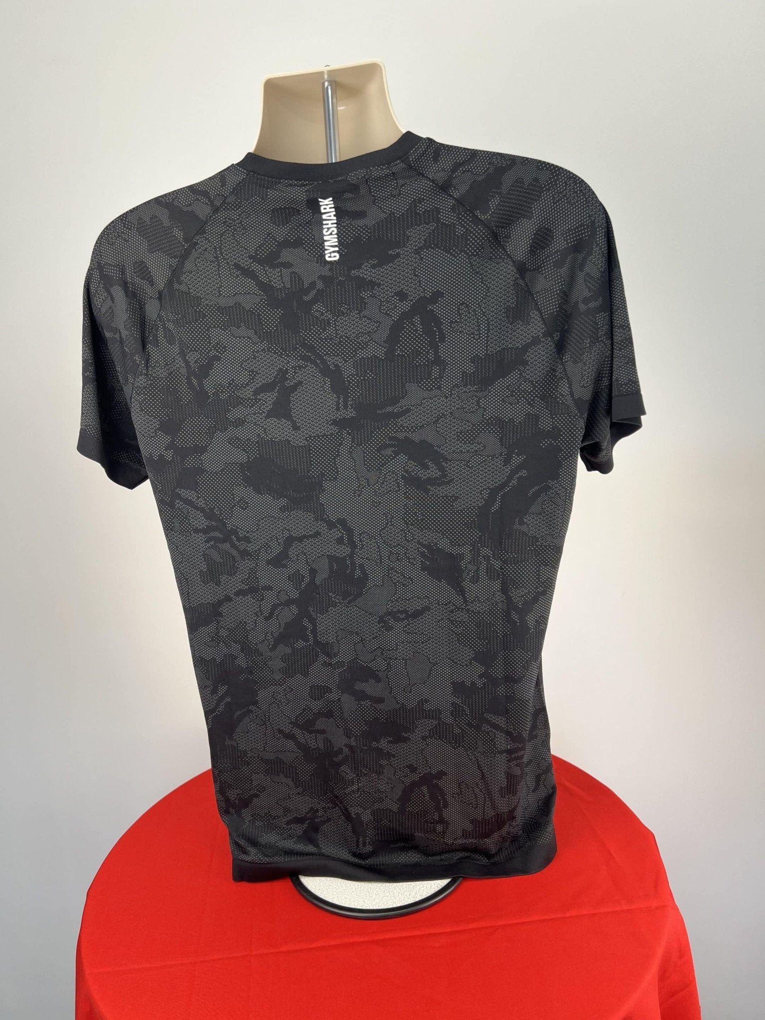 Gymshark Camo T-Shirt - kitround kitround product