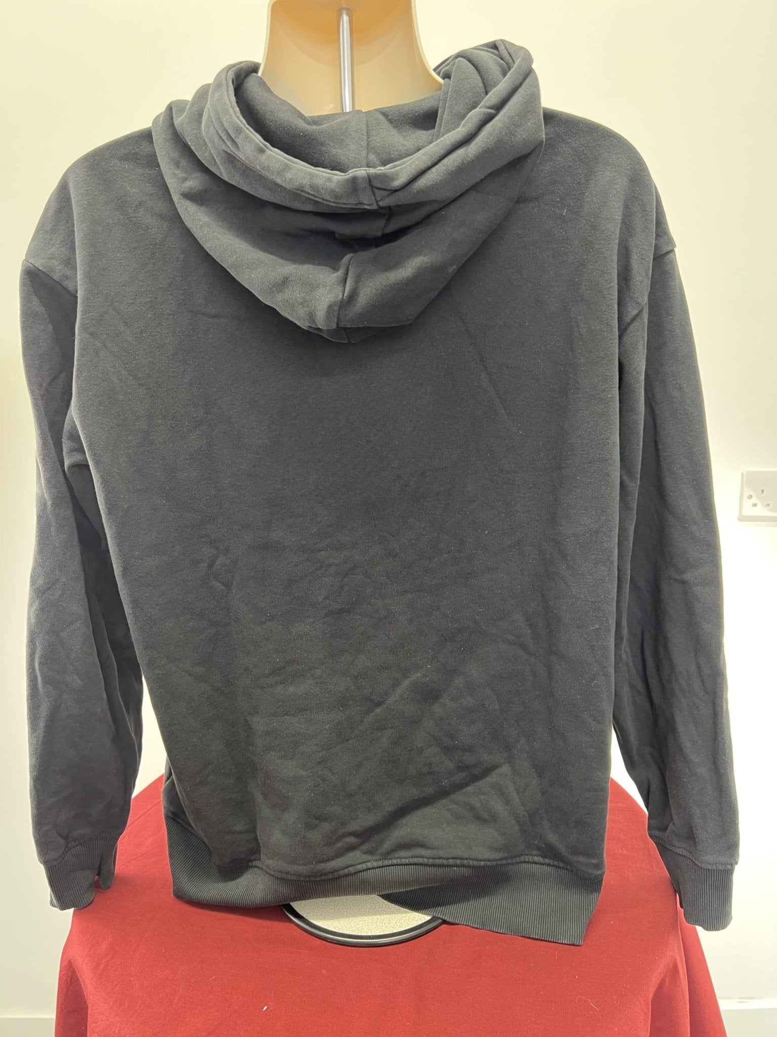 Gymshark Dark Grey Hoodie - kitround kitround product