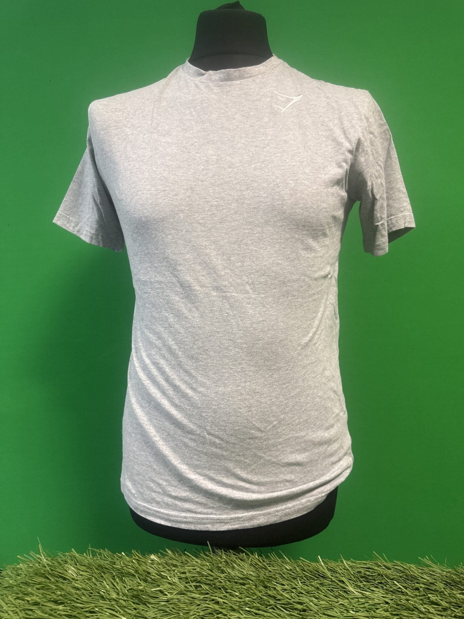 Gymshark Grey T-Shirt - kitround kitround product