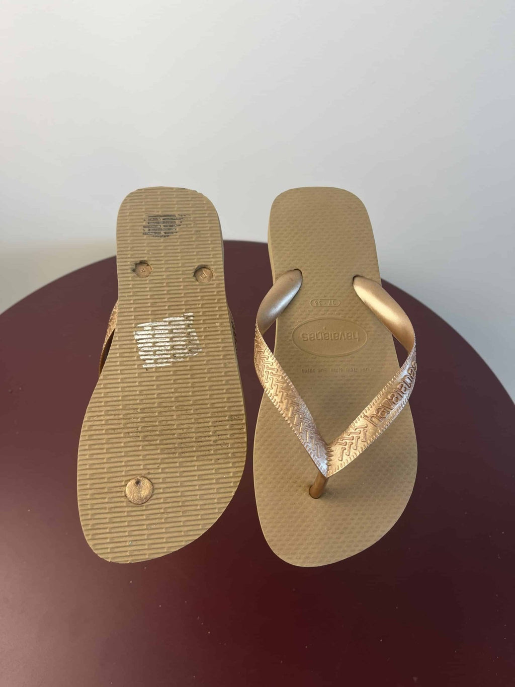 Havaianas Flip Flops - Metallic Bronze - kitround kitround product