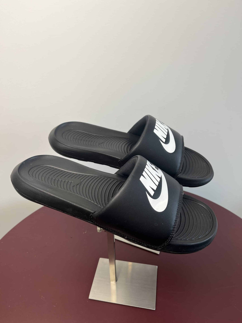 Nike Black Sliders