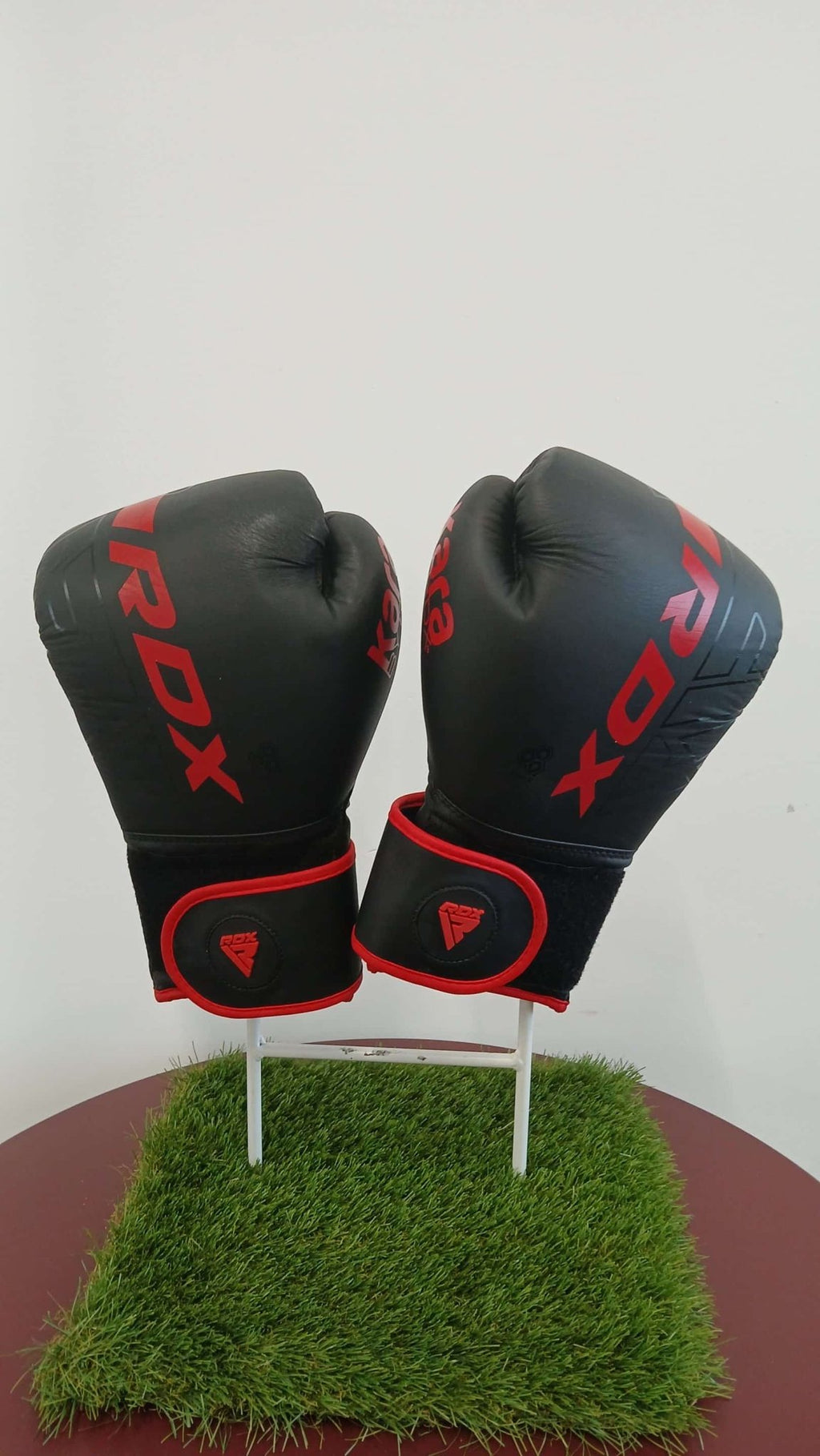 Kara by RDX Boxing Gloves 16 oz - kitround kitround product