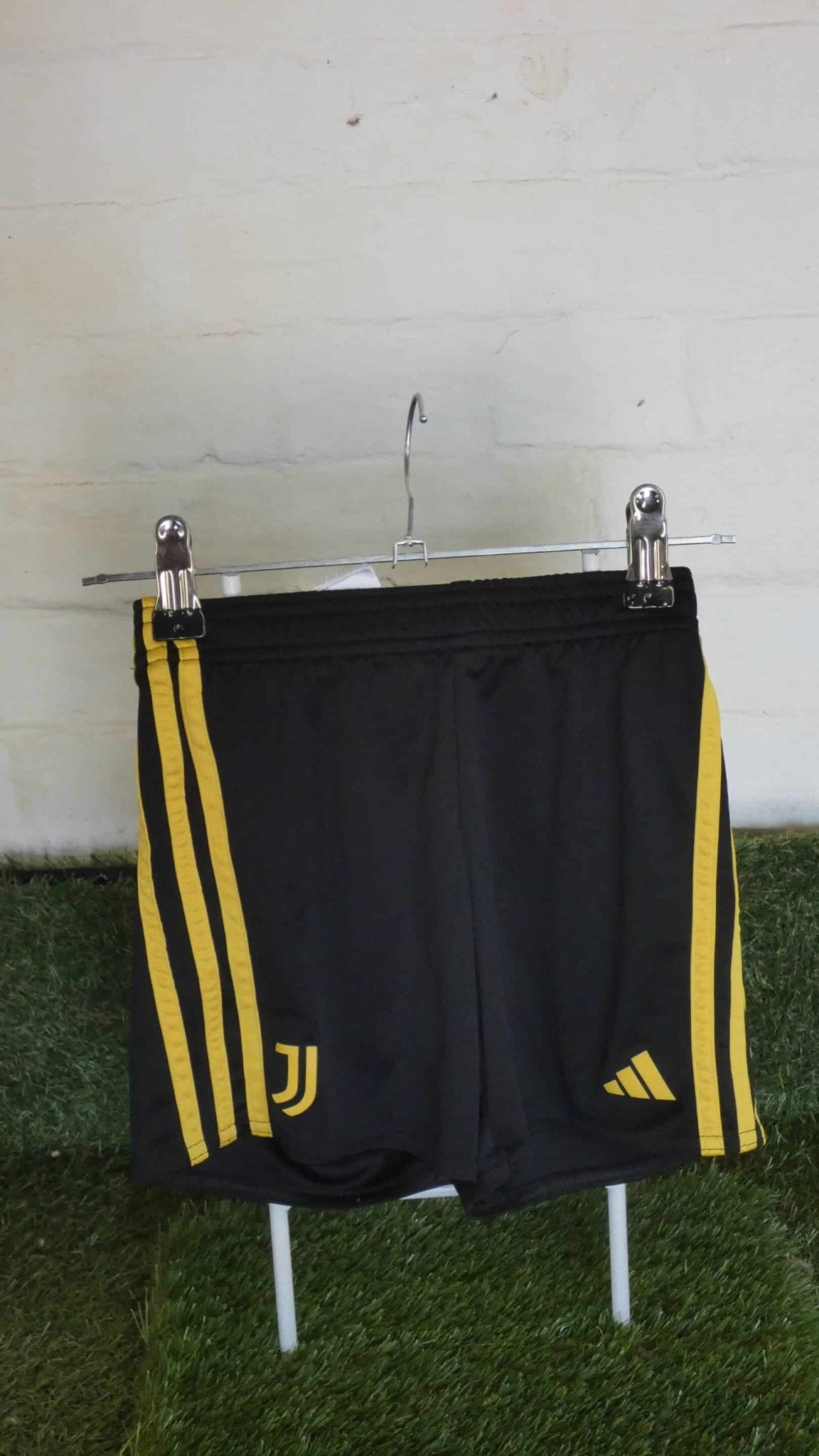 Kids adidas Juventus Shorts - kitround kitround product