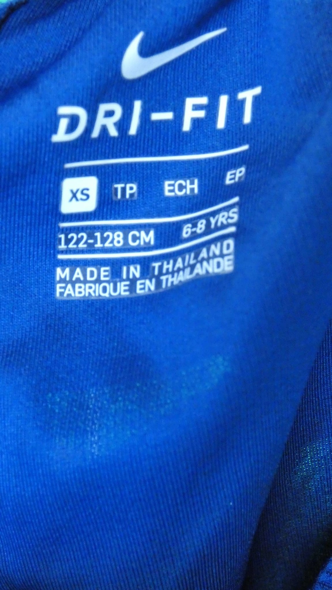 Kids Barcelona FC Football Shorts - Age 6 - 8 - kitround kitround product